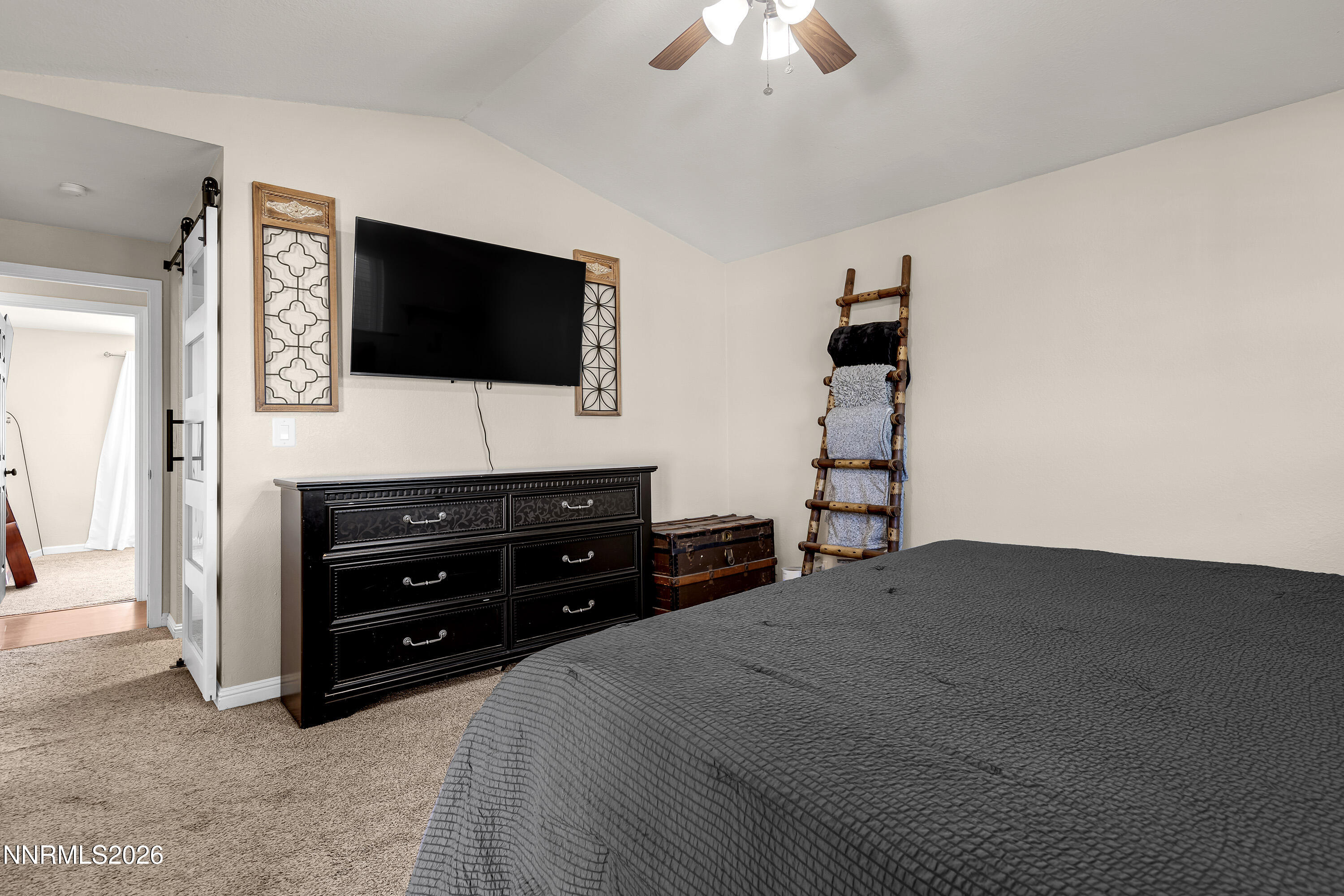 150 E Sky Ranch Boulevard Property Photo 28