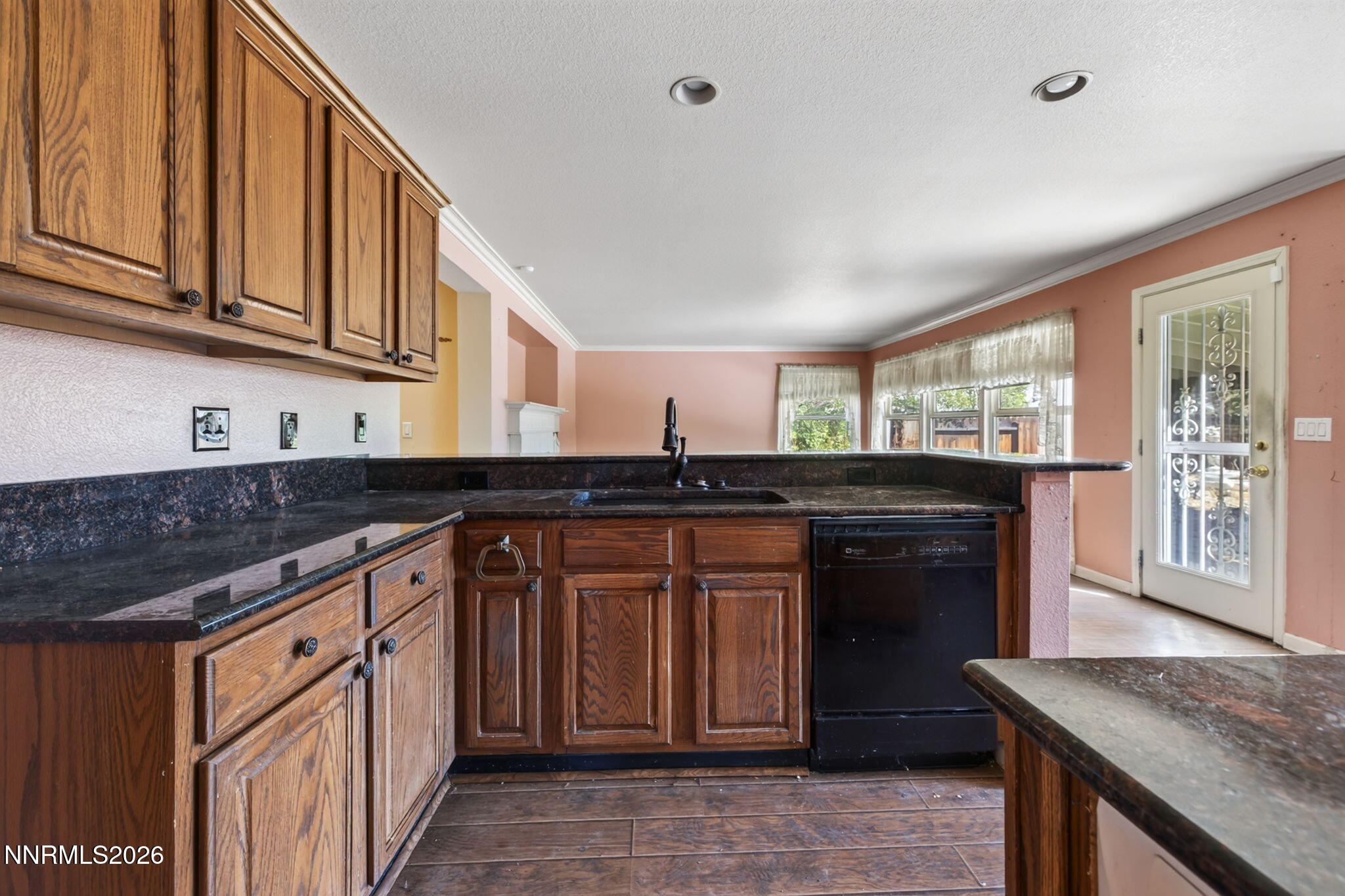 2526 Libero Drive Property Photo 11