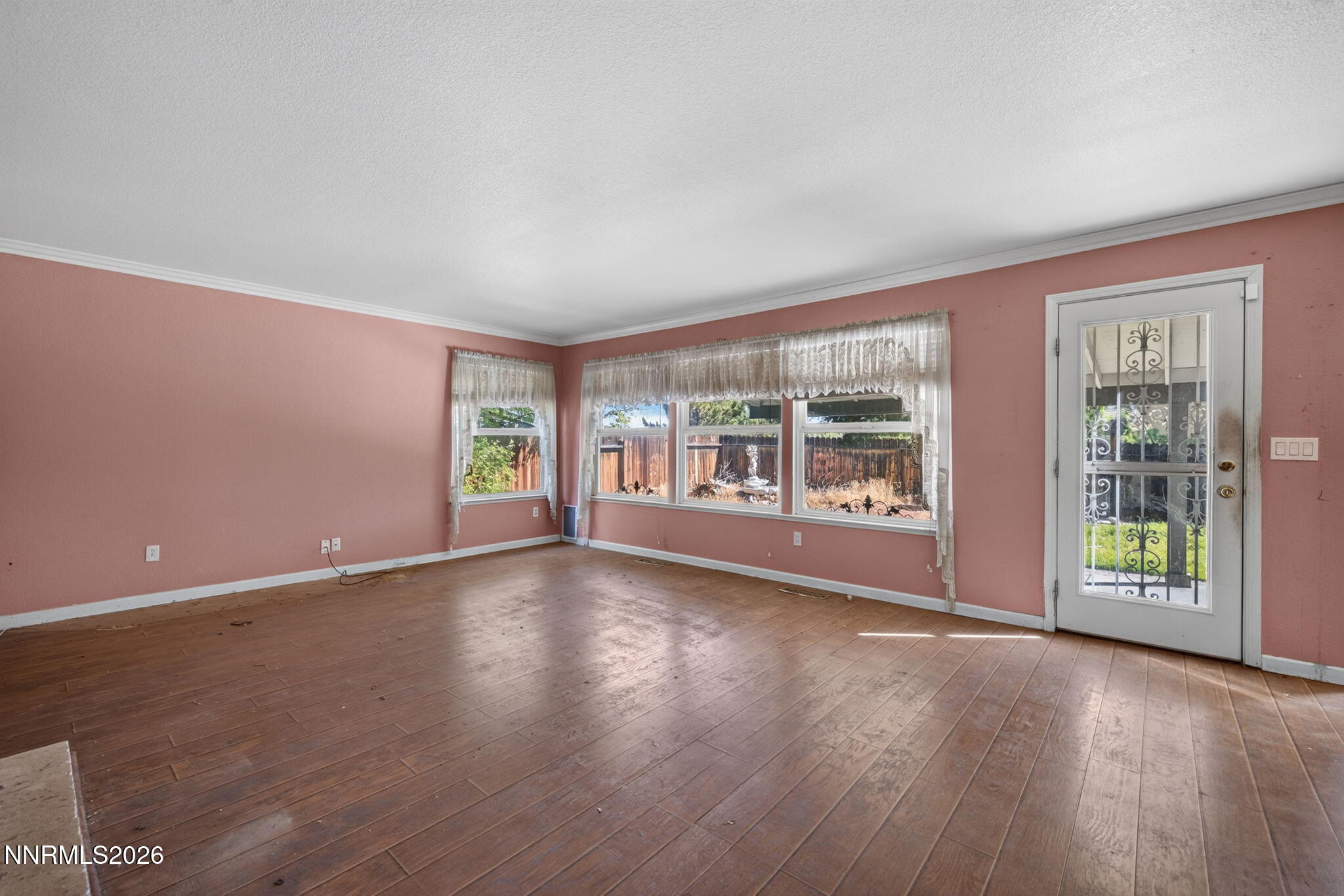 2526 Libero Drive Property Photo 18