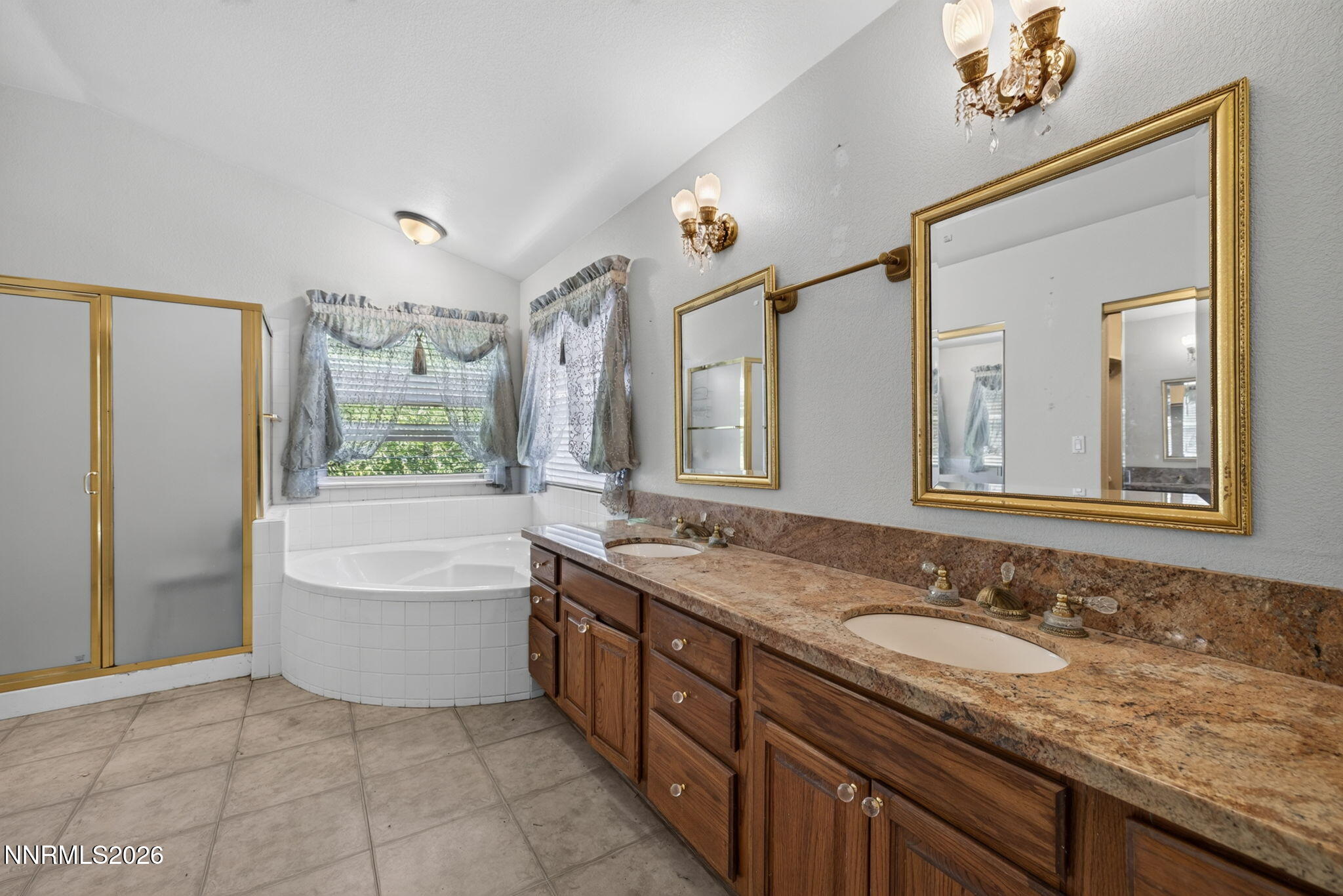 2526 Libero Drive Property Photo 22
