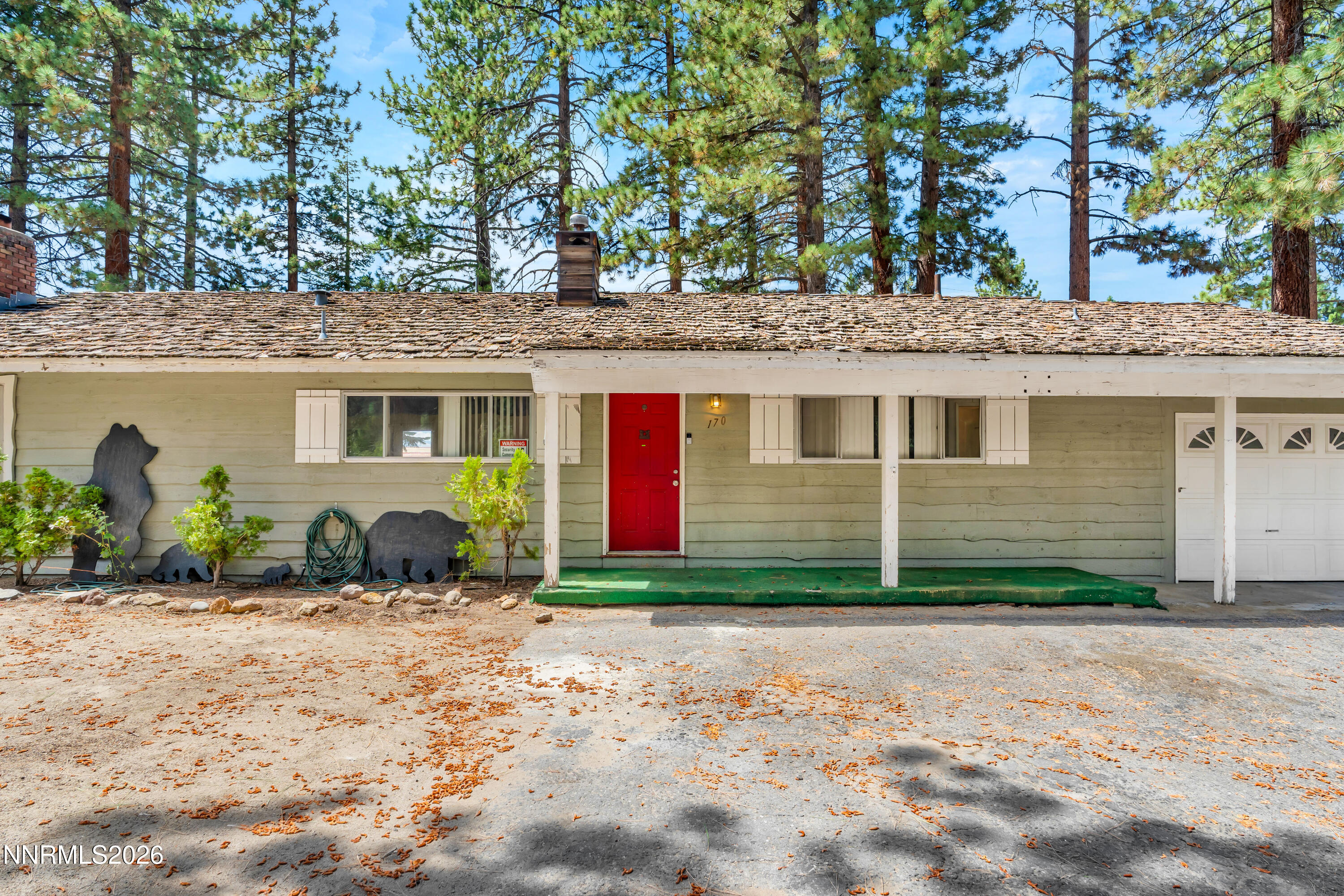 170 Pine Ridge Drive Property Photo 3