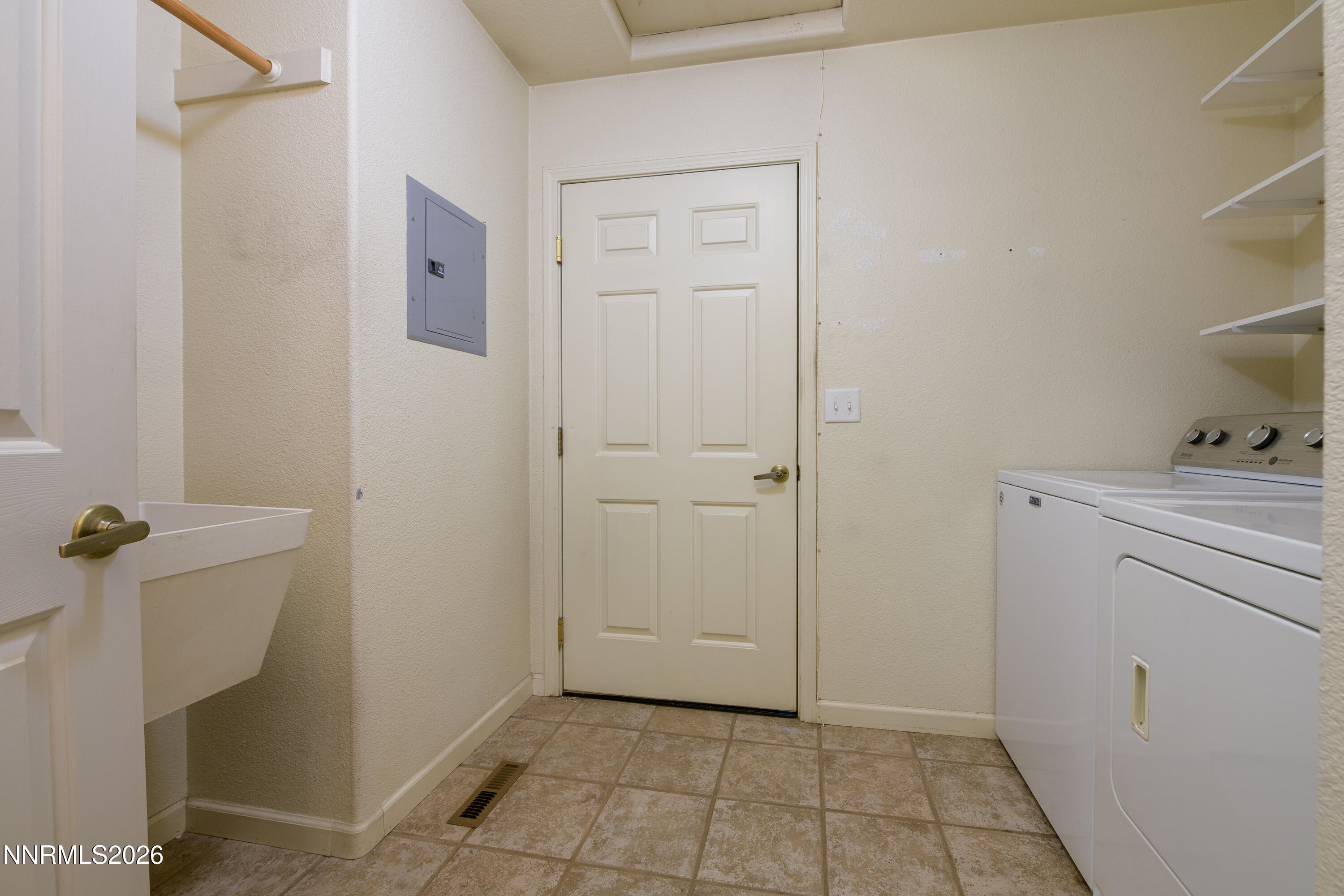 1793 Mahogany Circle Property Photo 21