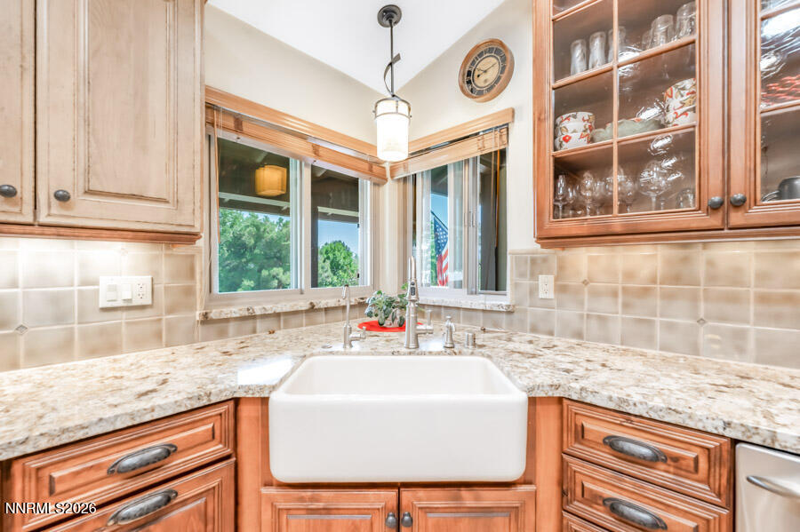 12405 Creek Crest Drive Property Photo 7