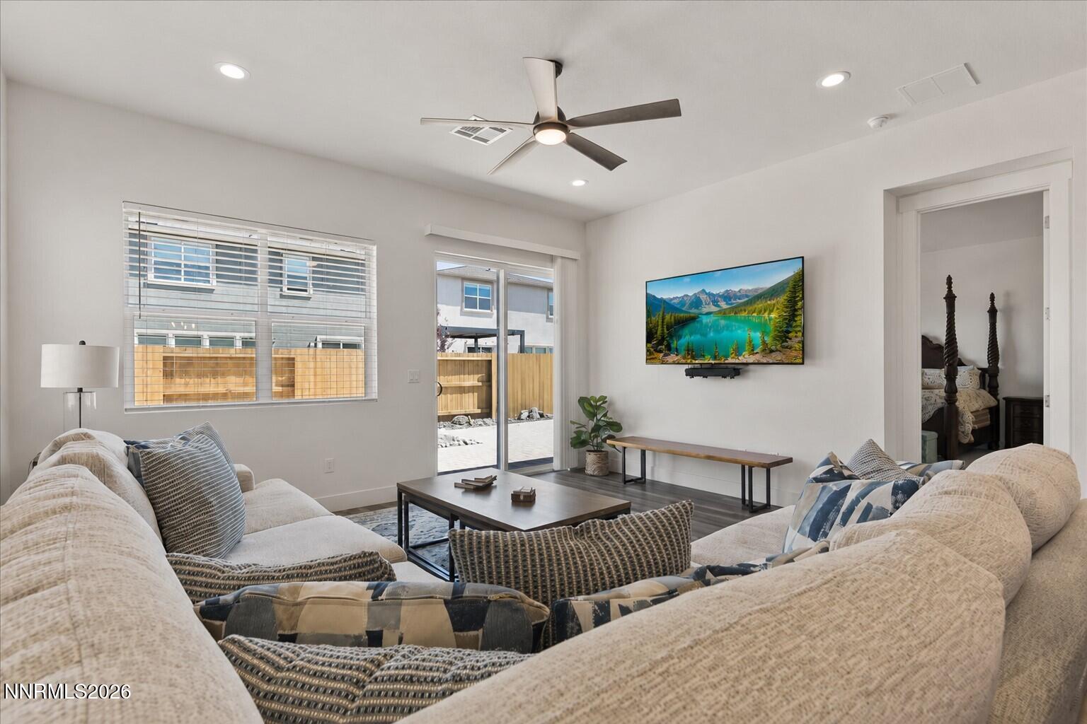 7732 Boulder Falls Drive Property Photo 6