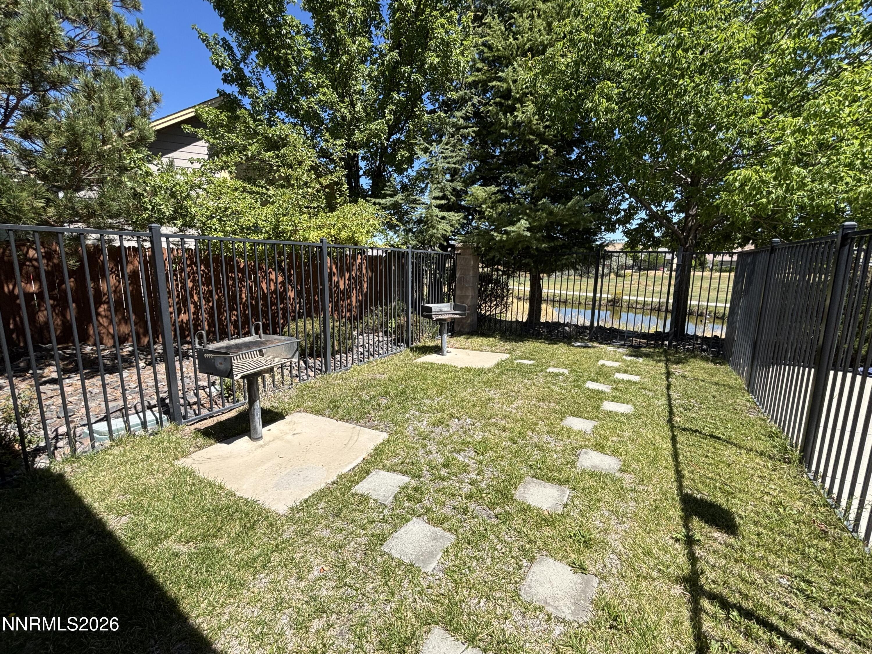 5627 Crescent Hill Way Property Photo 28
