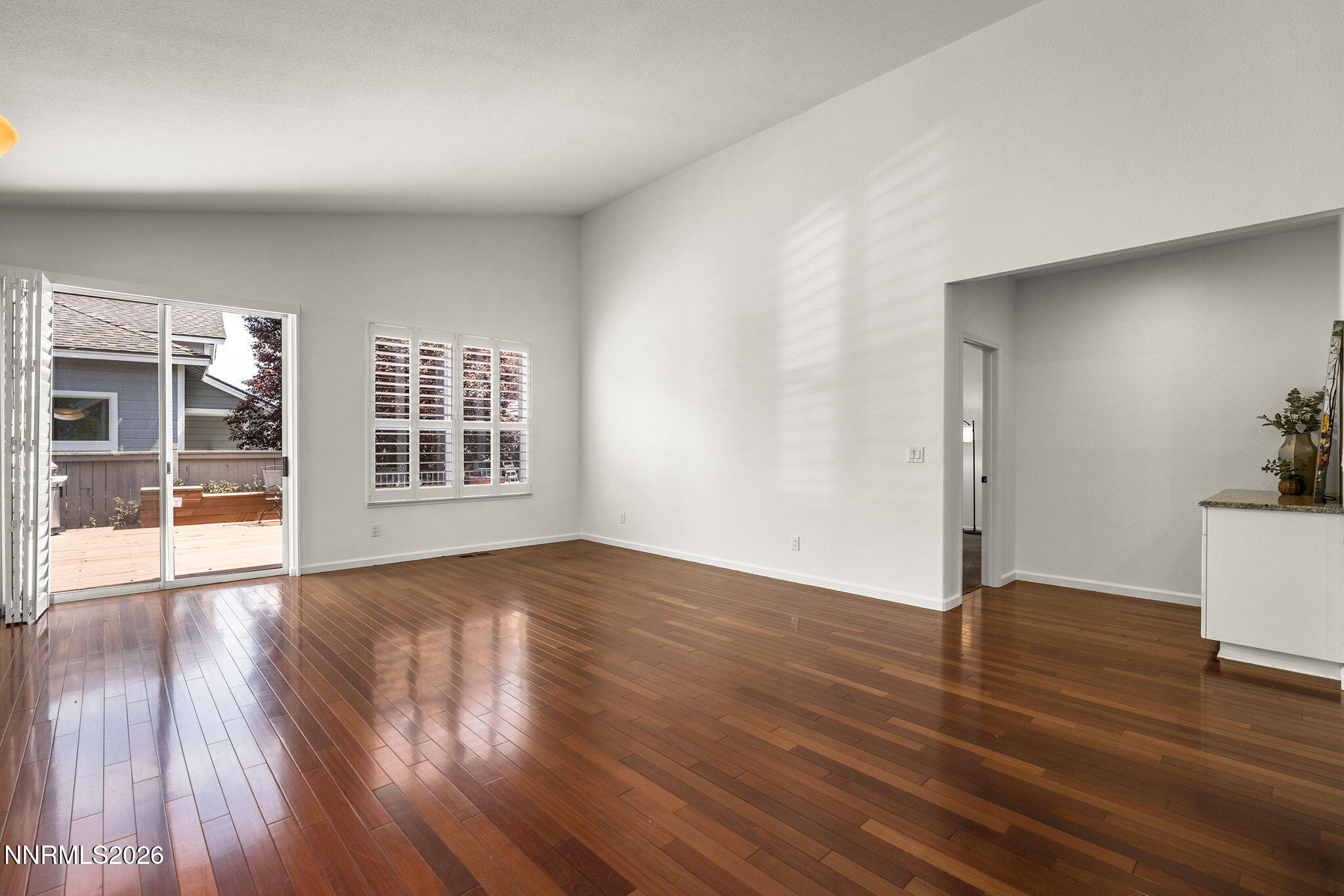 6162 Carriage House Way Property Photo 15