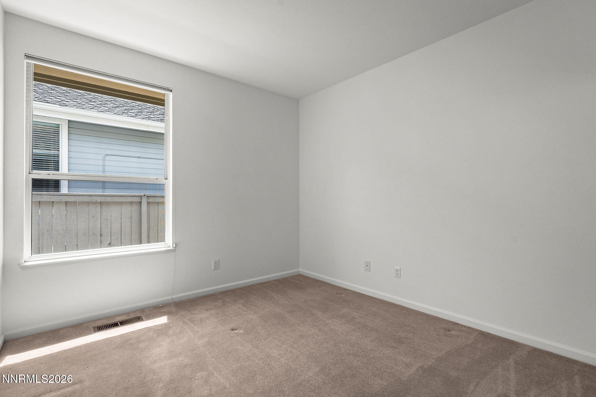 6162 Carriage House Way Property Photo 22