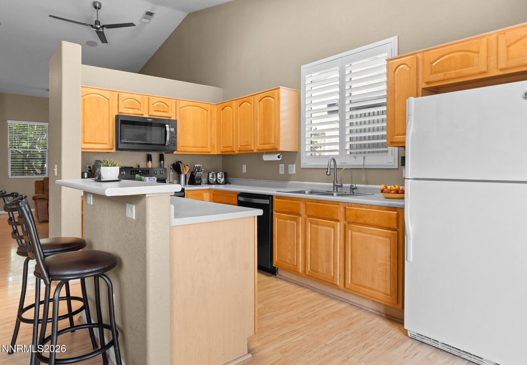 9275 Rising Moon Drive Property Photo 7
