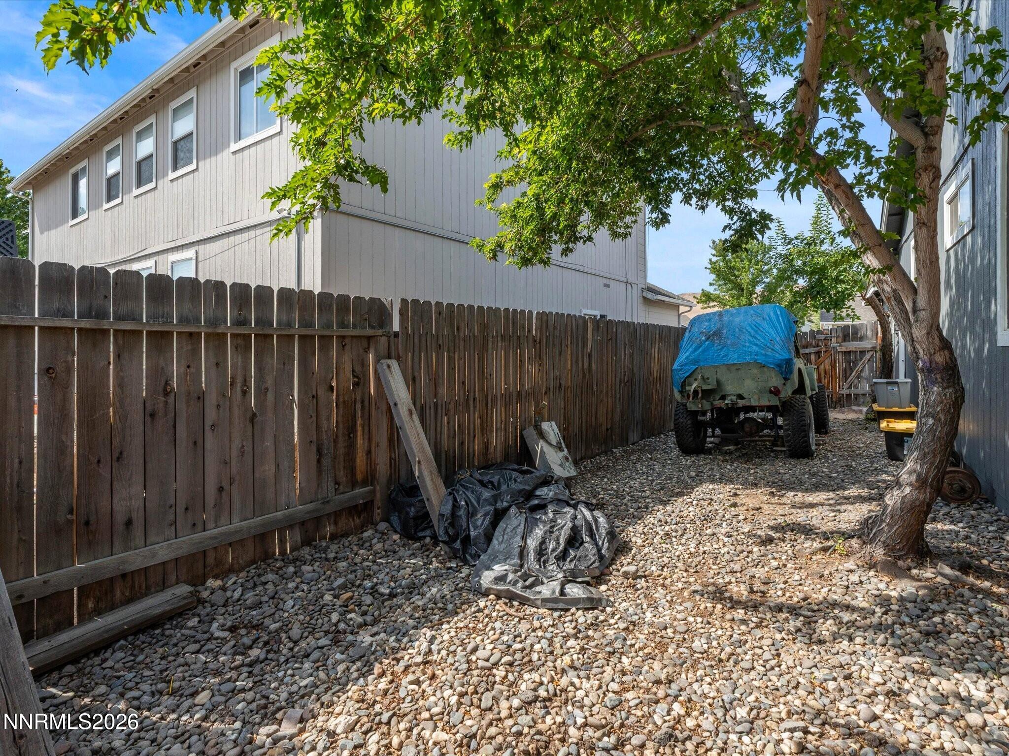 9275 Rising Moon Drive Property Photo 32