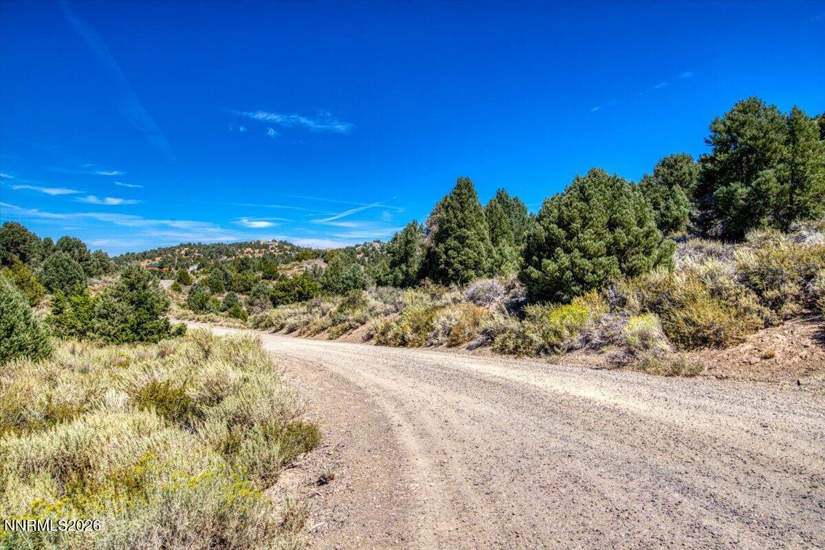 5000 Fandango Pass Road Property Photo 3