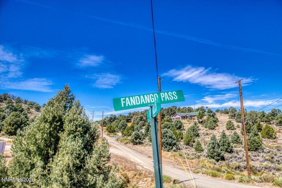 5000 Fandango Pass Road Property Photo 7