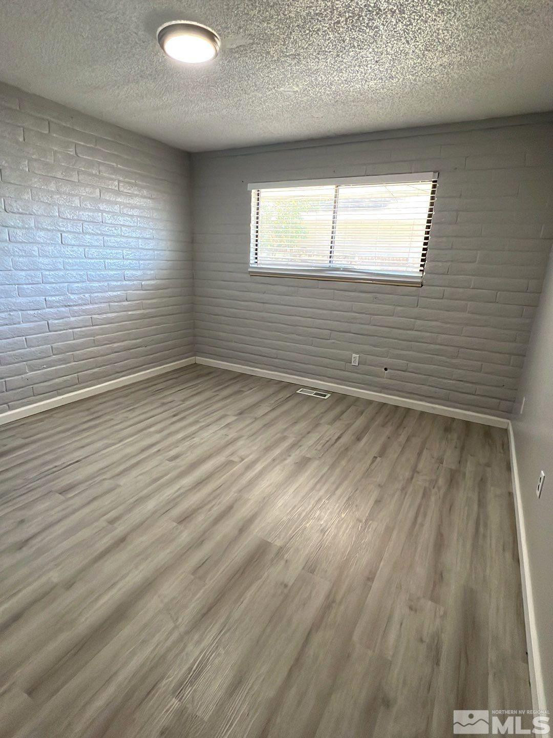 1799 York Way Property Photo 9