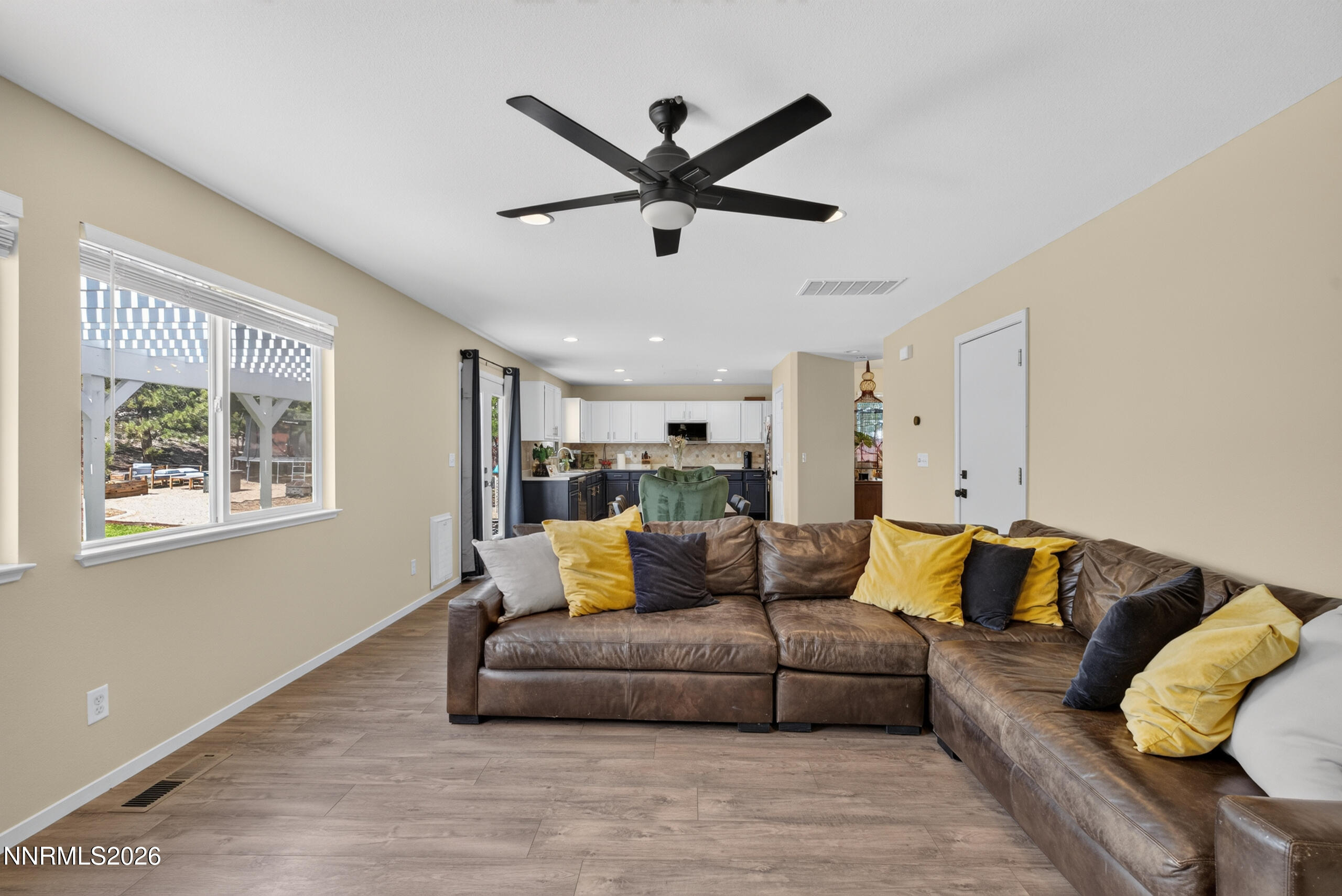 5440 Montego Court Property Photo 8
