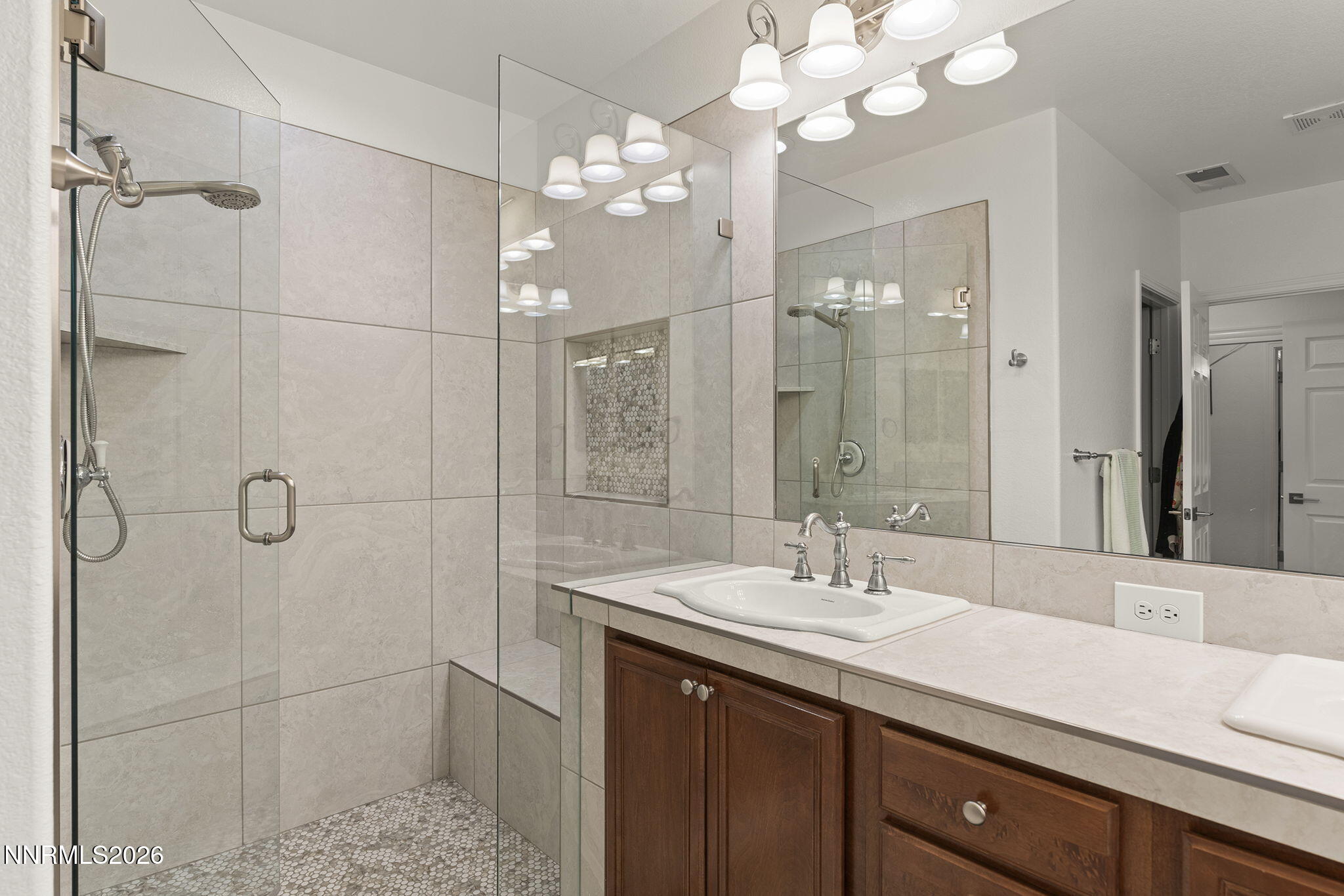 7635 Pebblestone Way Property Photo 15