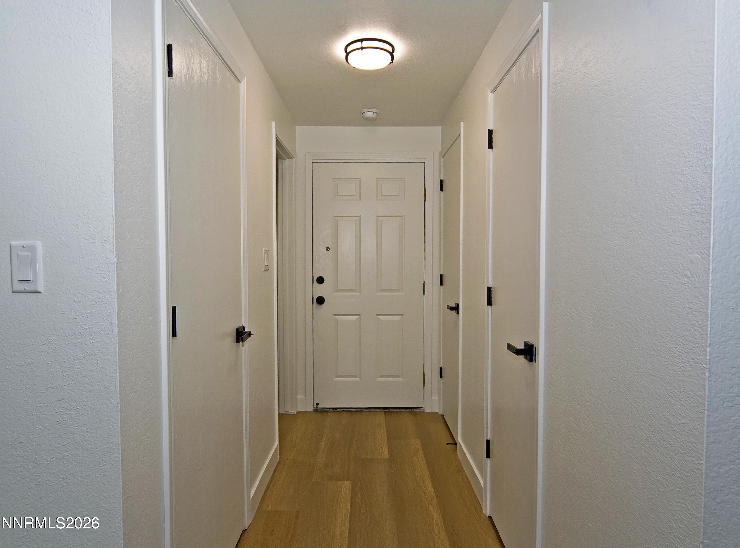 172 Lake Glen Drive Property Photo 4