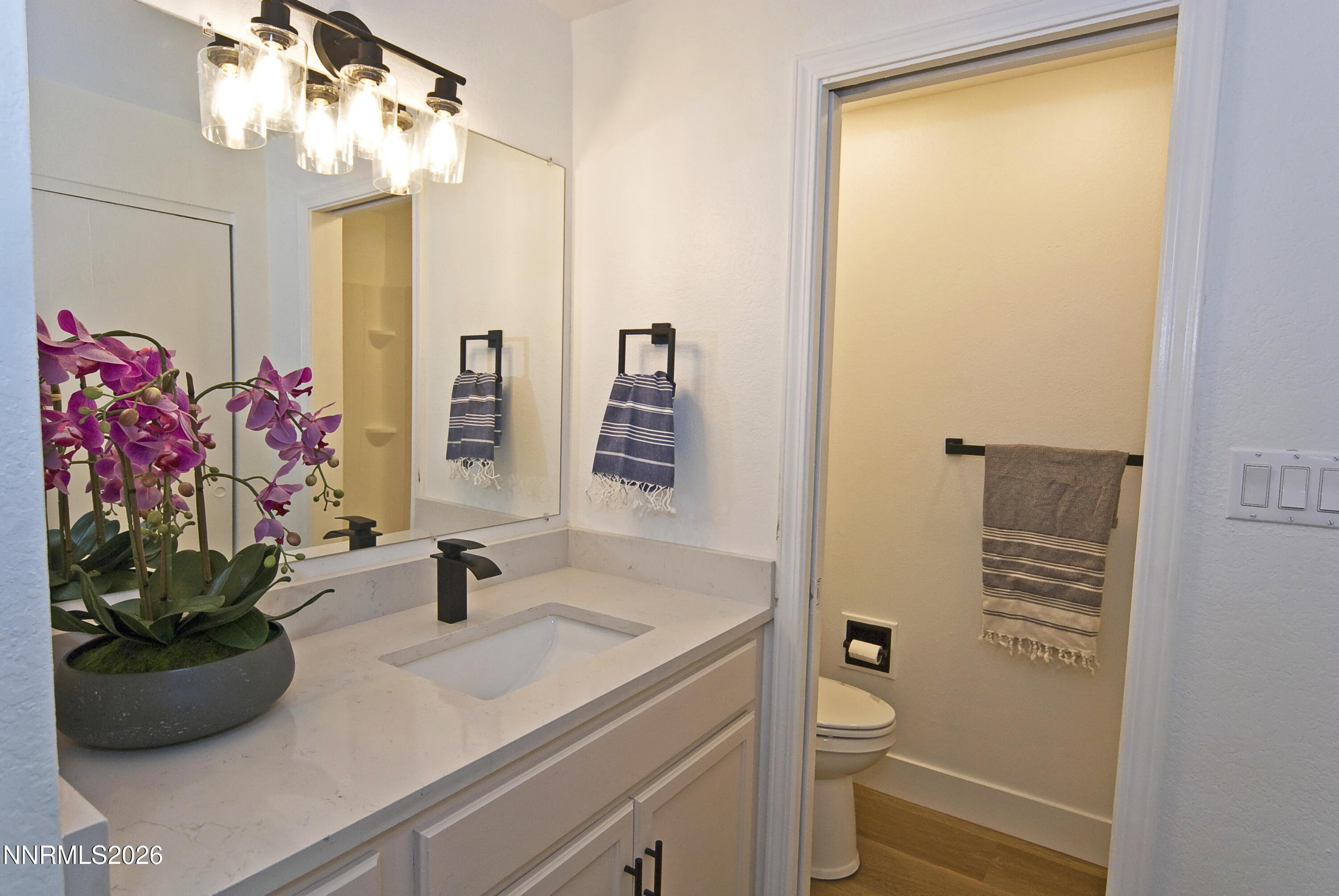 172 Lake Glen Drive Property Photo 19