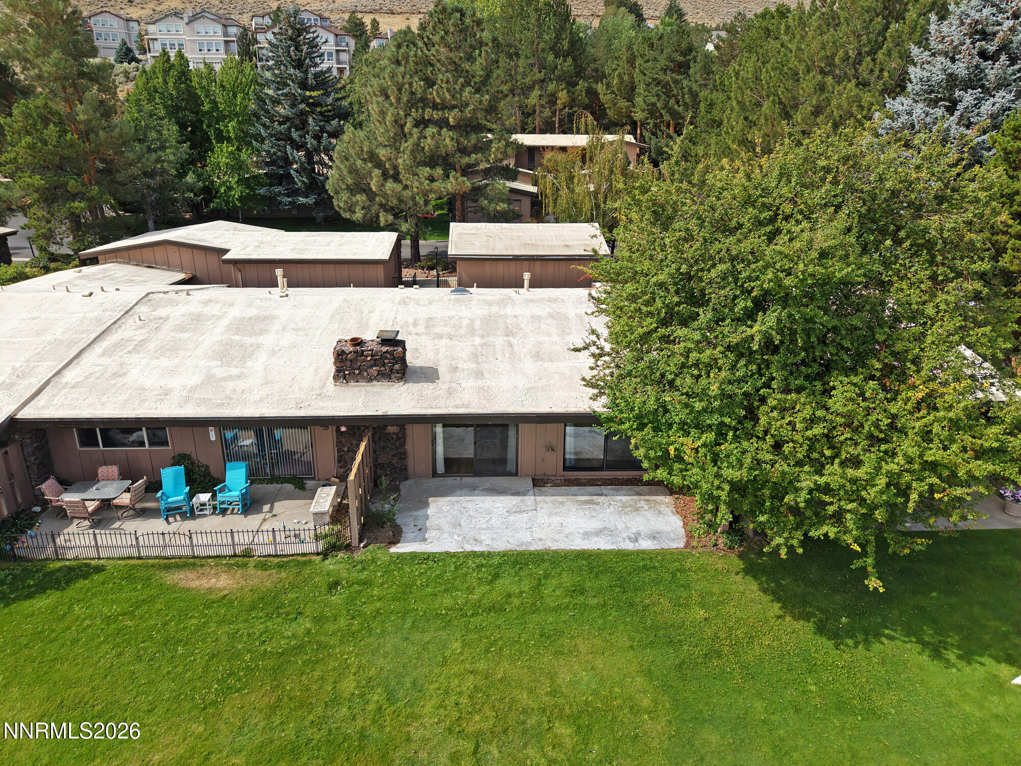172 Lake Glen Drive Property Photo 25