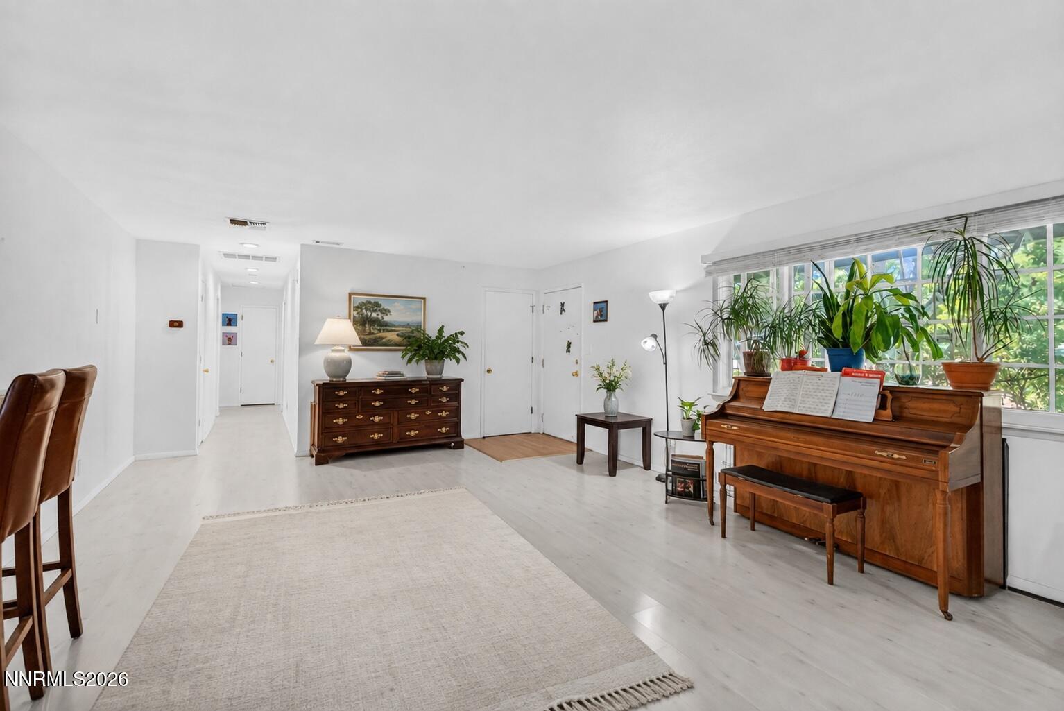 11075 Orchard Hill Drive Property Photo 4