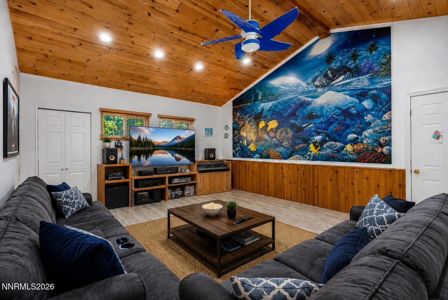 11075 Orchard Hill Drive Property Photo 13