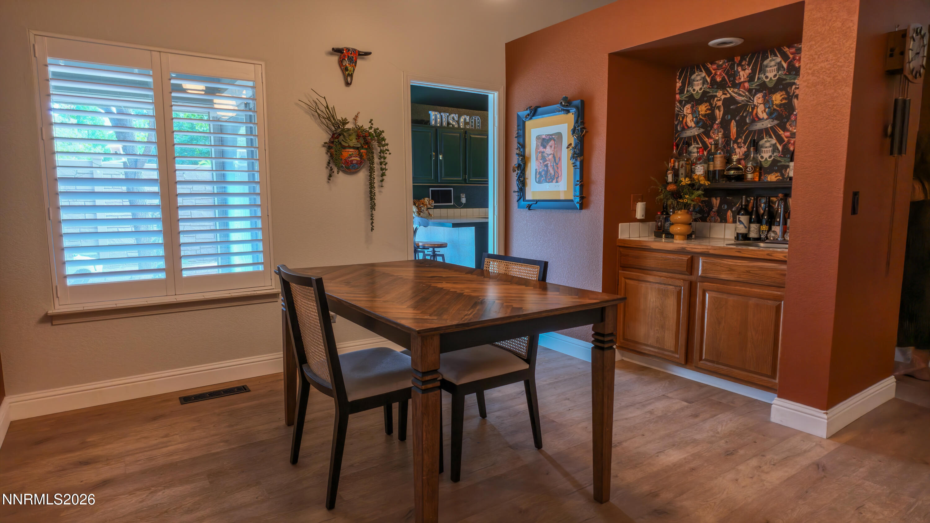 1340 Gleneyre Court Property Photo 7