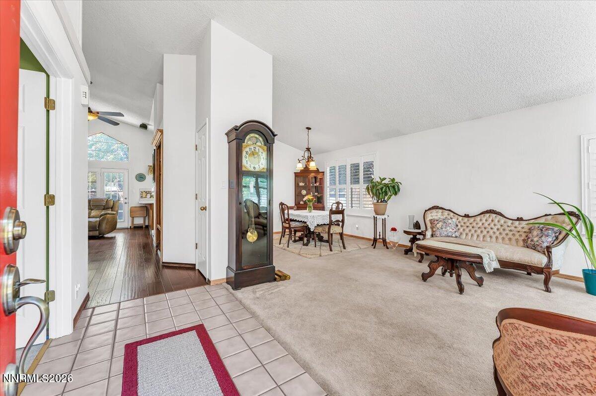 4401 Garratt Circle Property Photo 6
