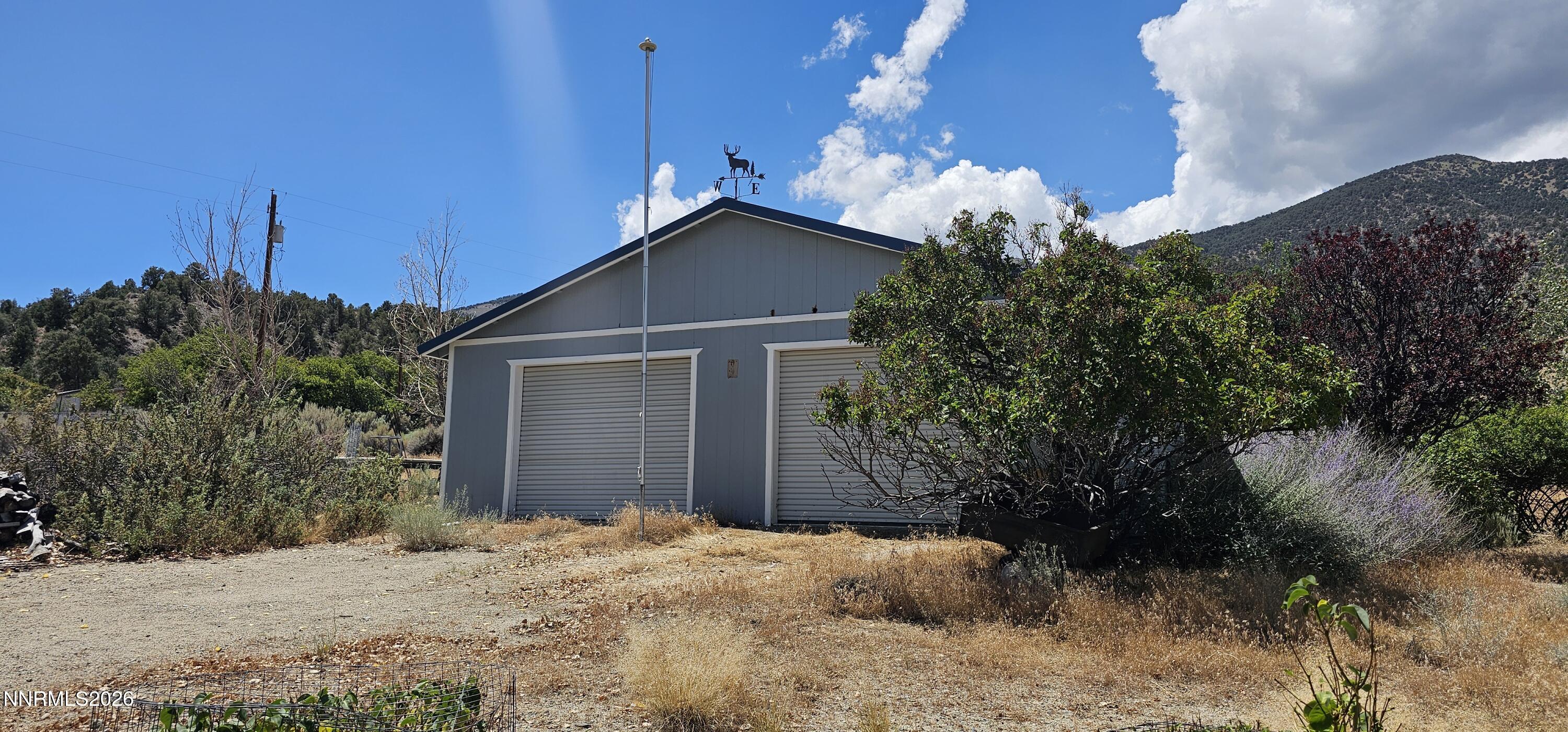 124 Del Drive Property Photo 2