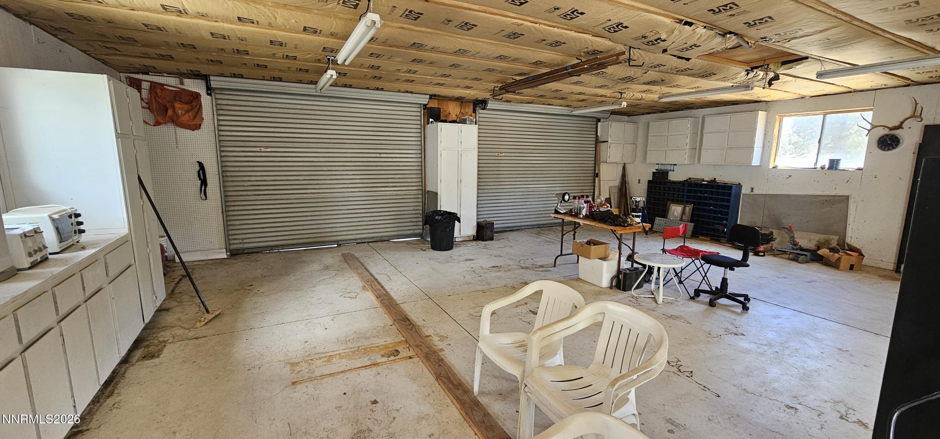 124 Del Drive Property Photo 32