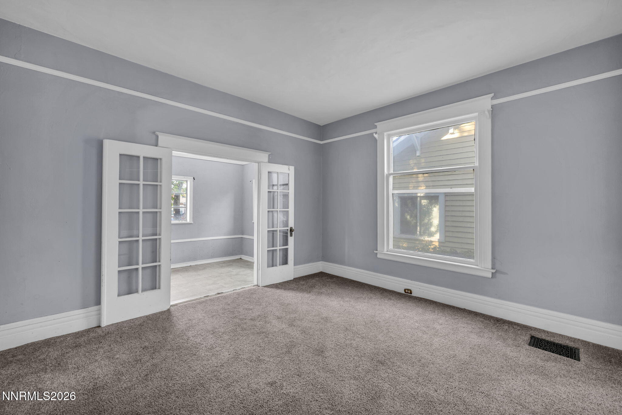 363 Roberts Street Property Photo 6