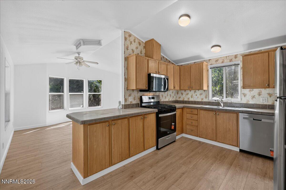 176 Crescent Drive Property Photo 7