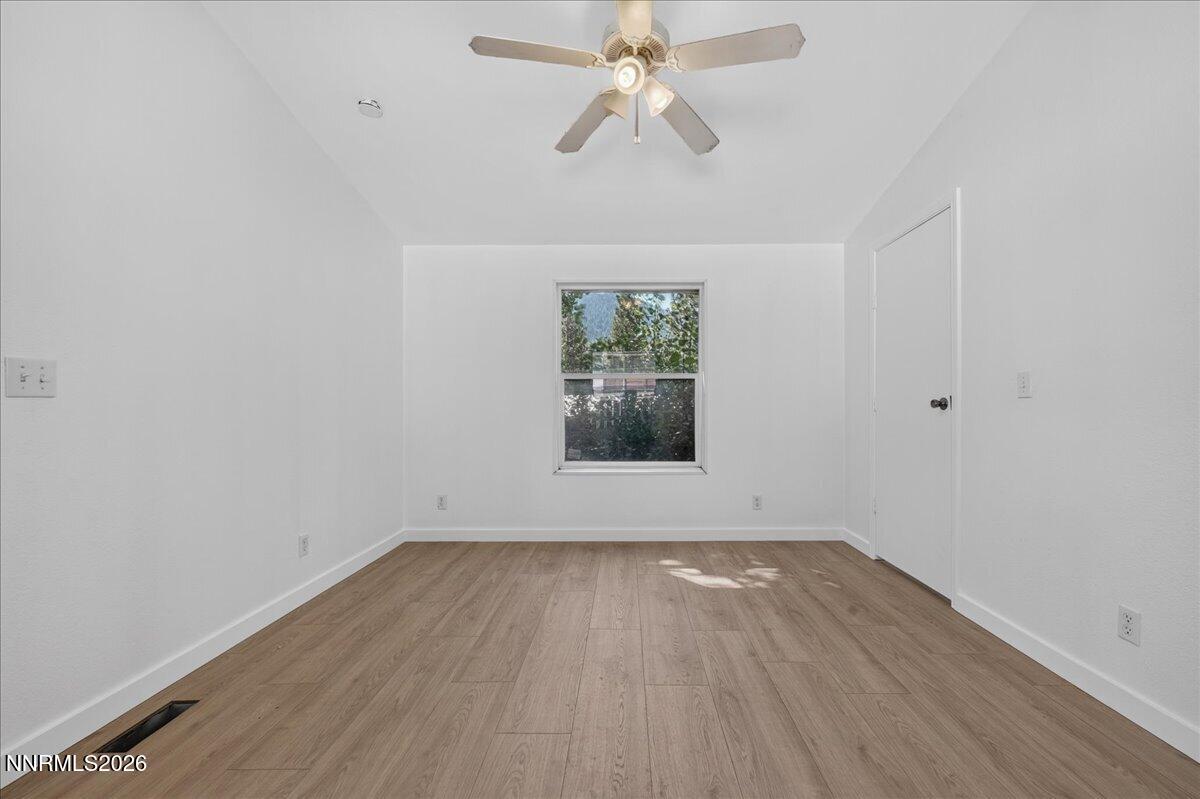 176 Crescent Drive Property Photo 16