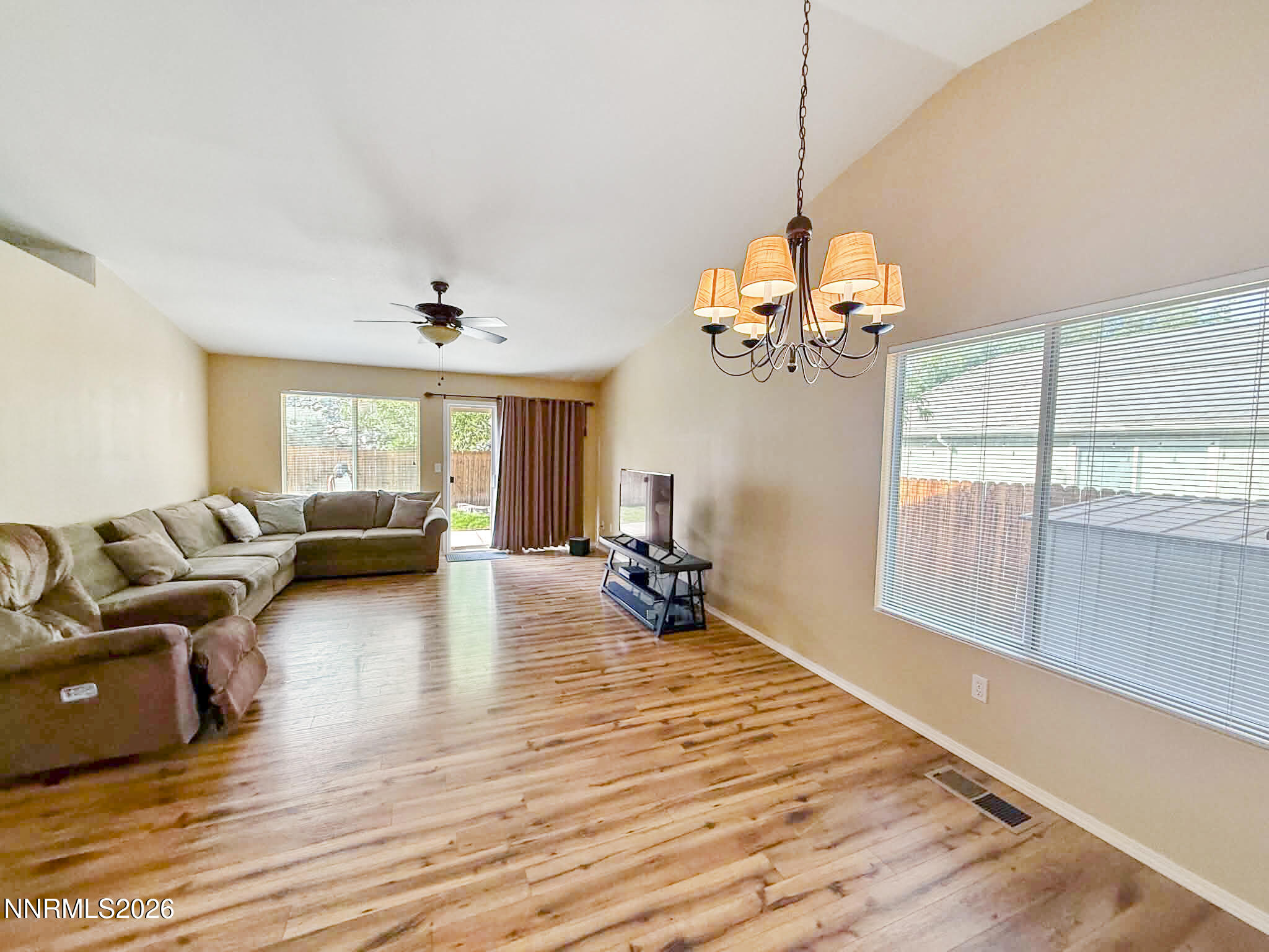 4735 Goodwin Road Property Photo 6