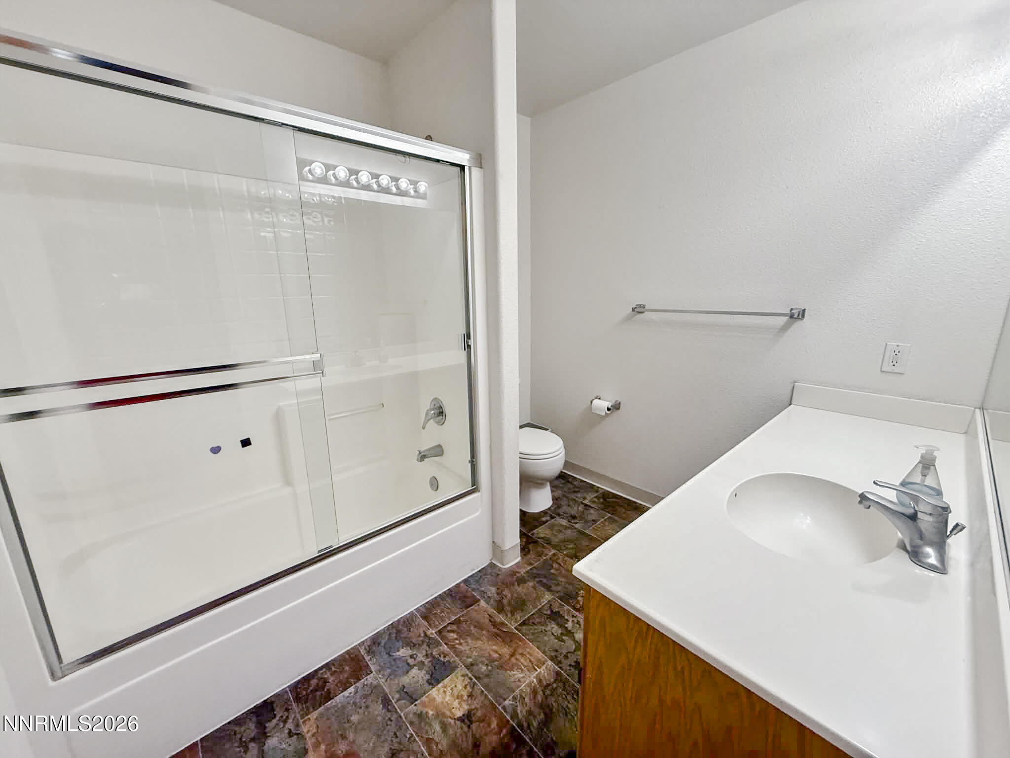 4735 Goodwin Road Property Photo 14