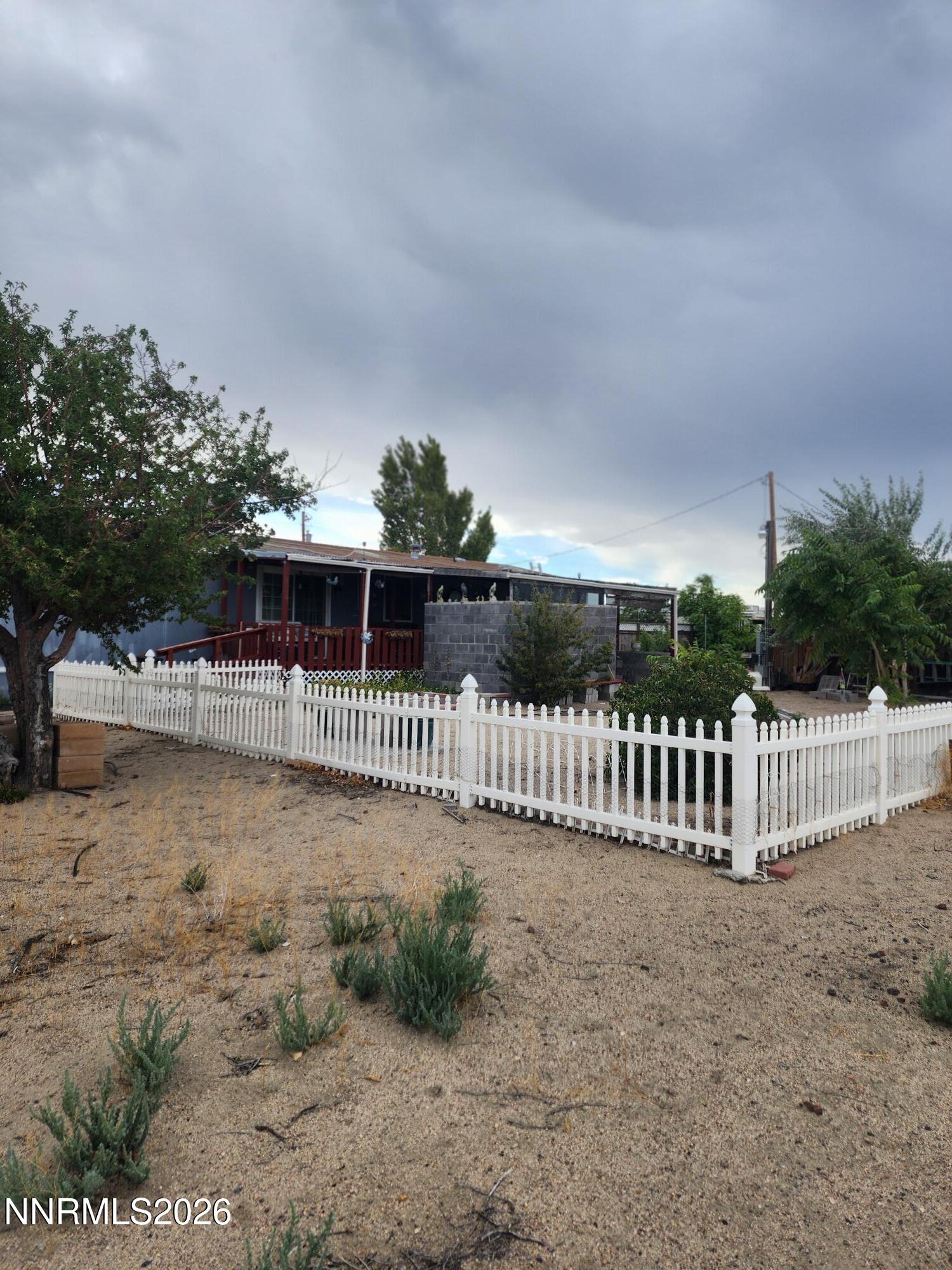 5225 Deodar Street Property Photo 10