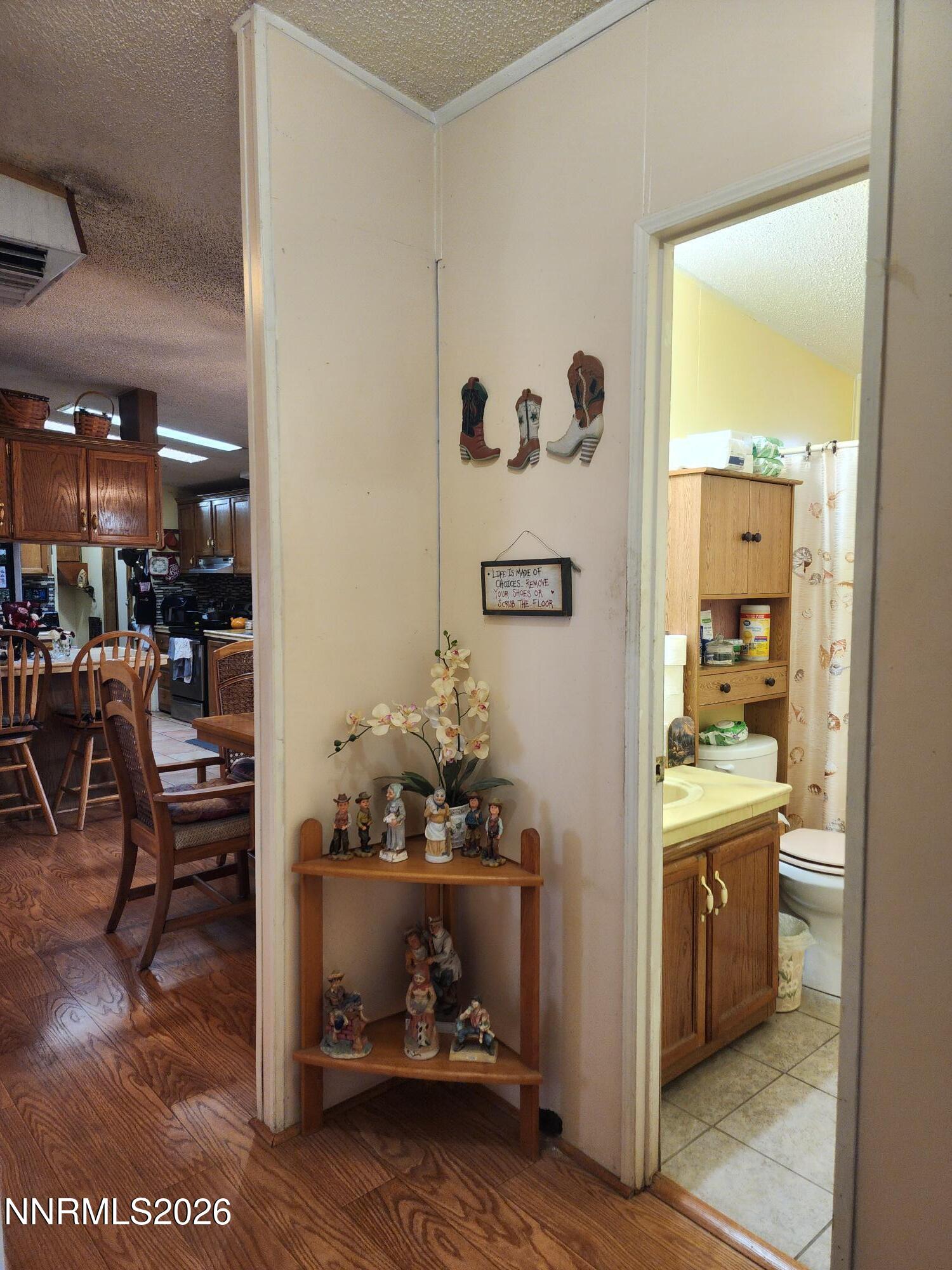 5225 Deodar Street Property Photo 20