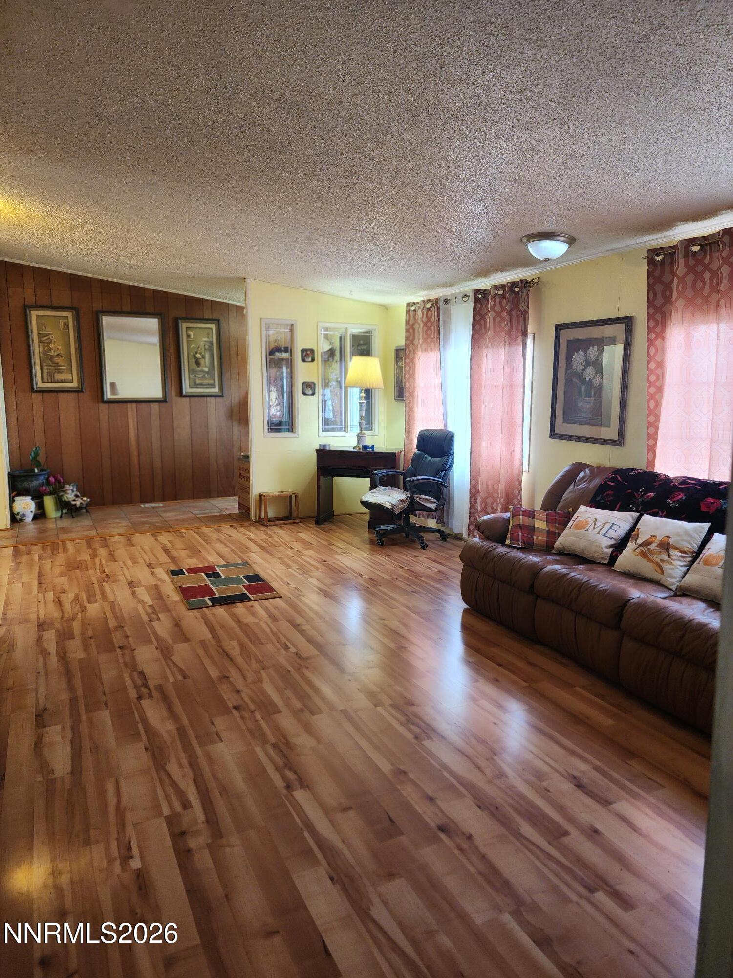 5225 Deodar Street Property Photo 27