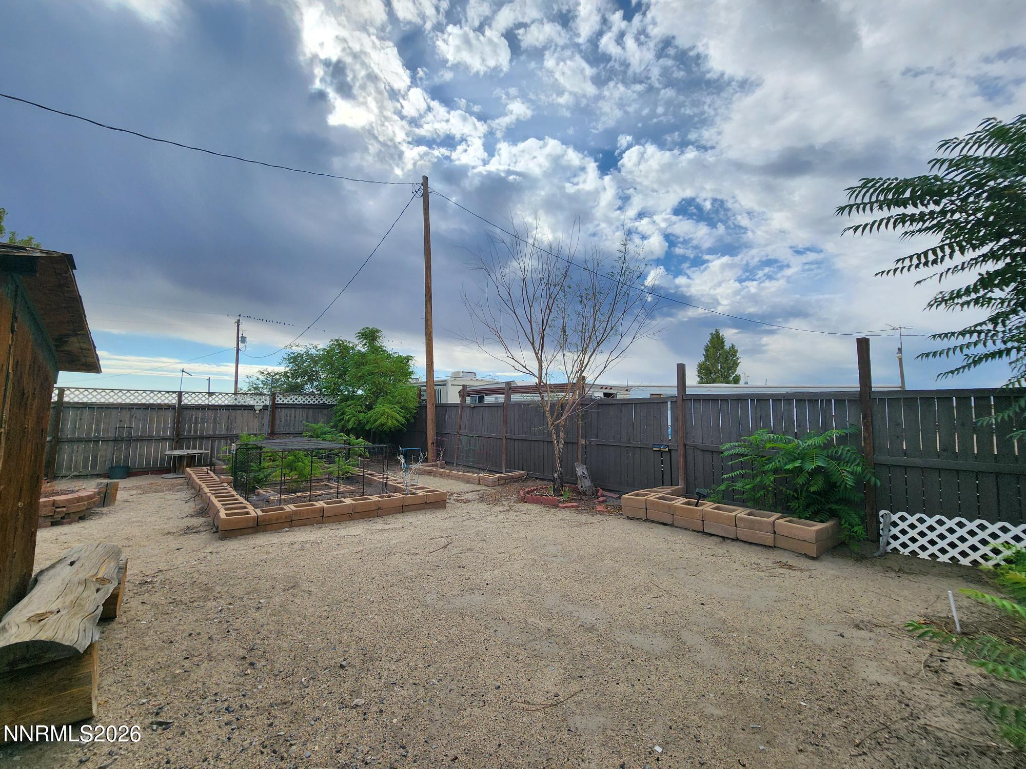 5225 Deodar Street Property Photo 42