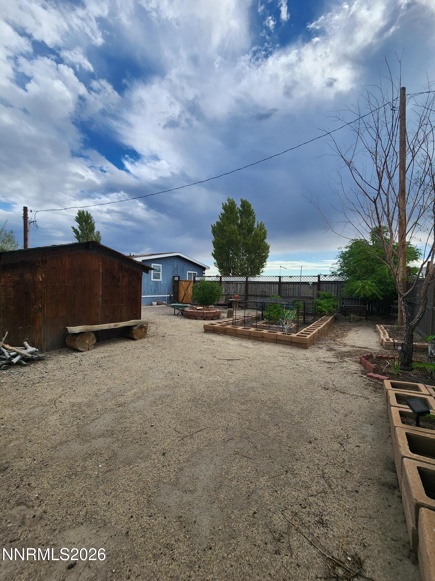 5225 Deodar Street Property Photo 43