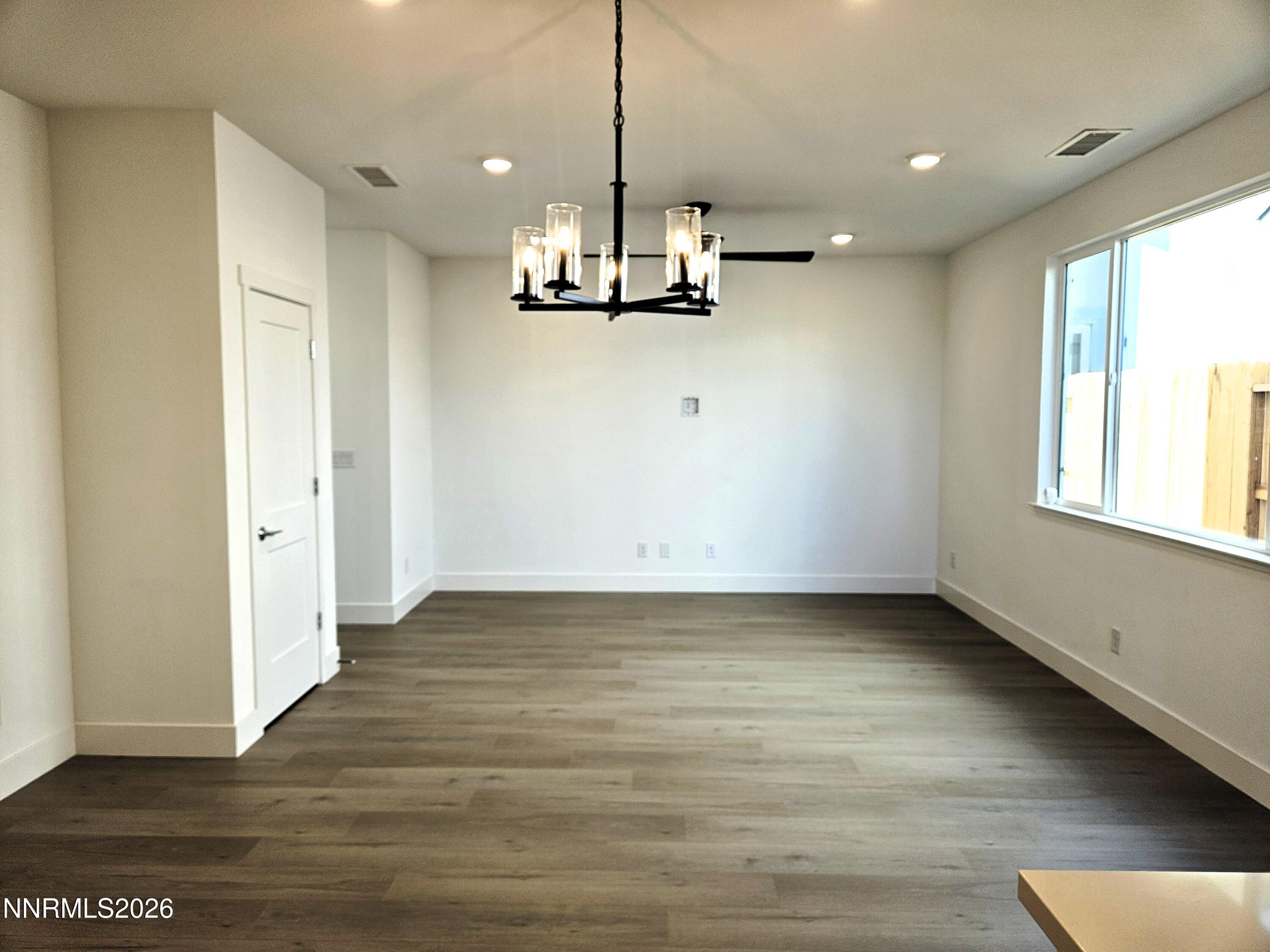 487 Prosecco Way Property Photo 3