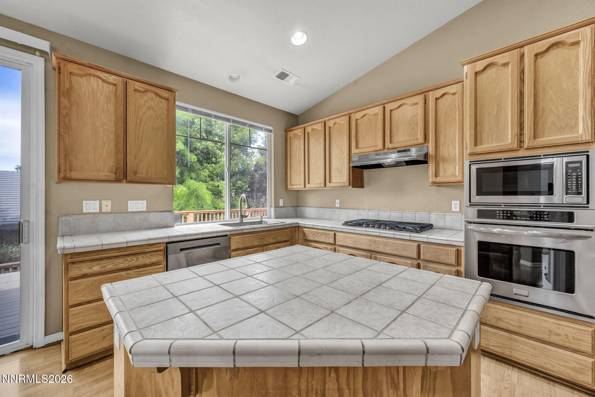 7367 La Costa Street Property Photo 14