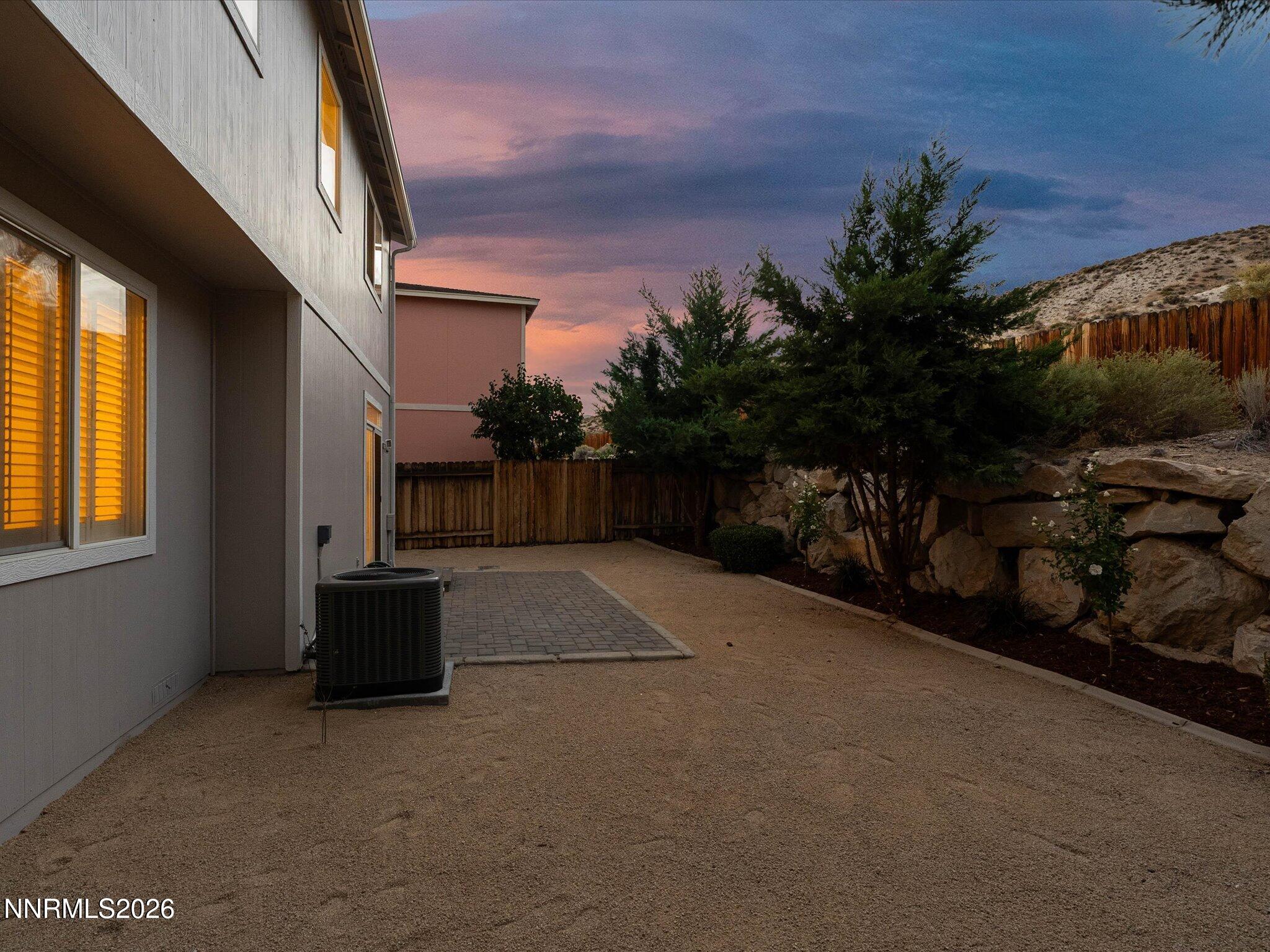 2348 Sapphire Ridge Way Property Photo 5
