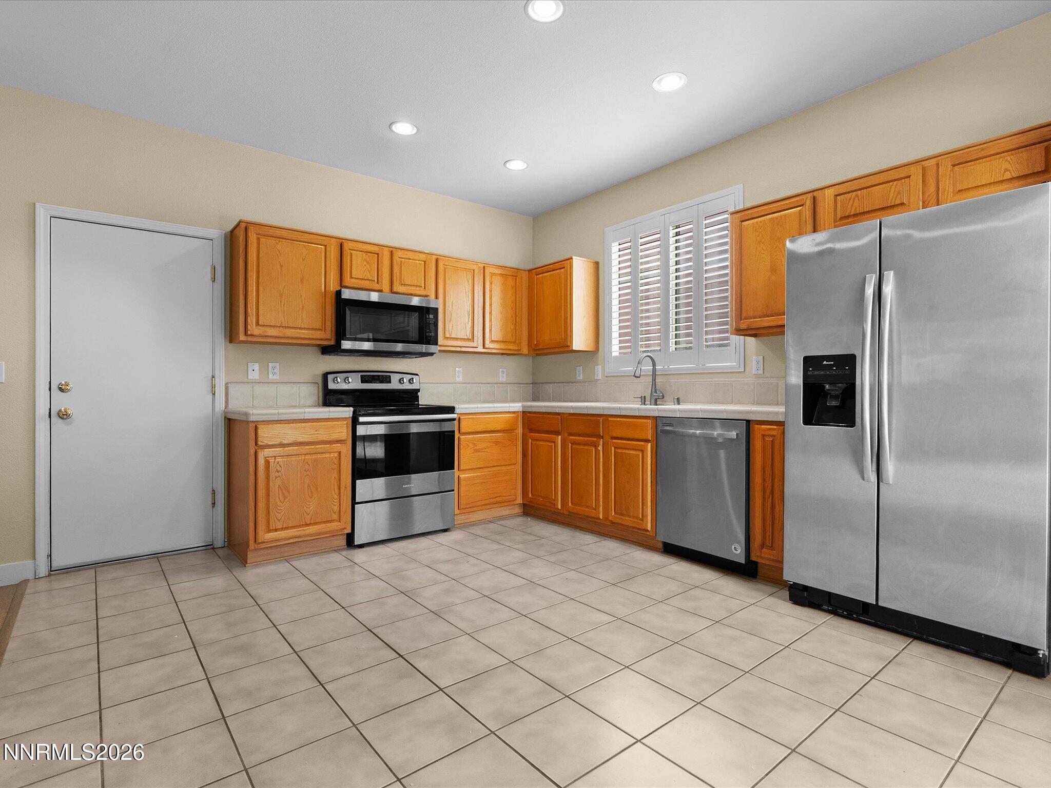 2348 Sapphire Ridge Way Property Photo 20