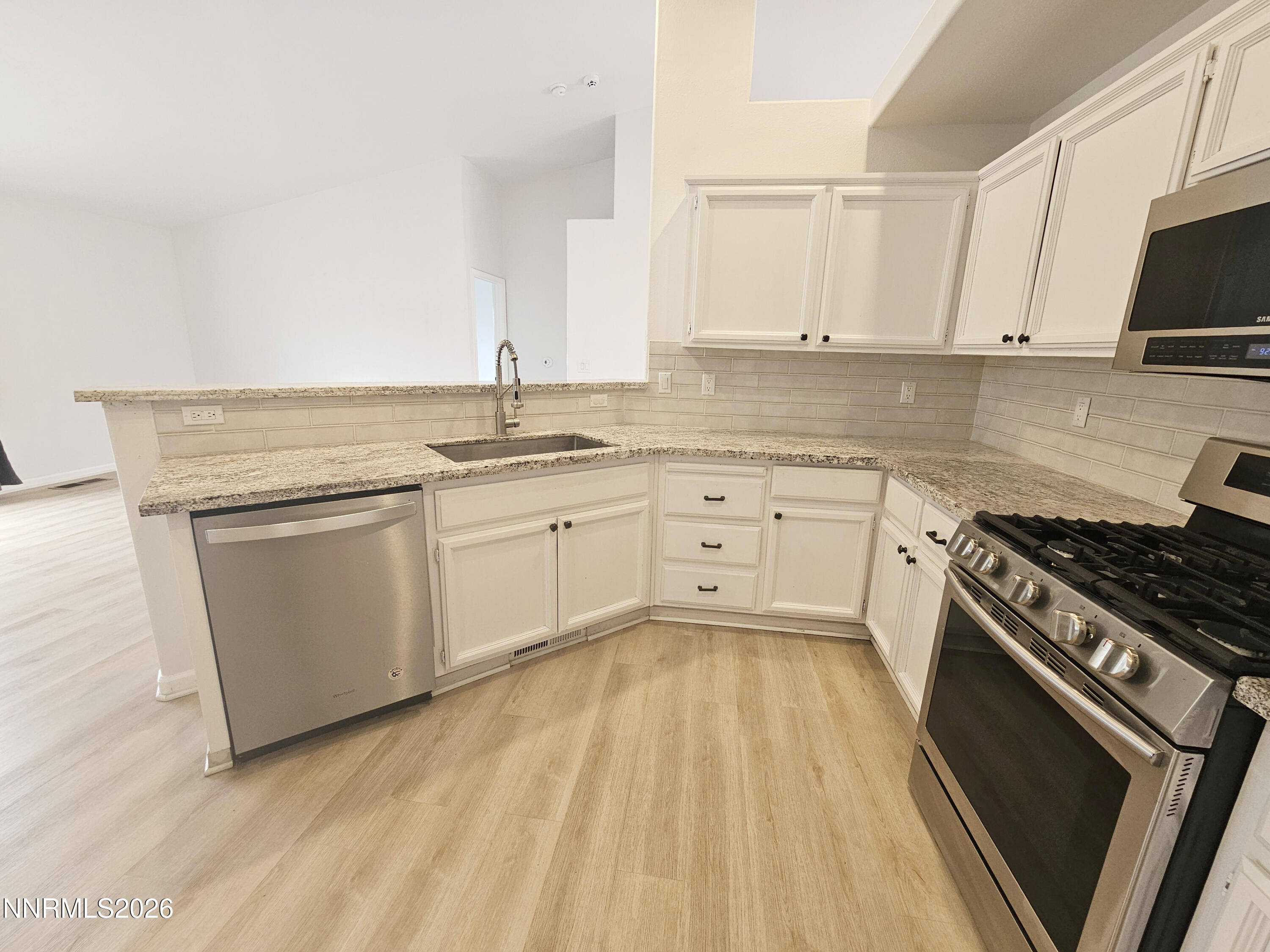 1222 Jacob Lane Property Photo 5