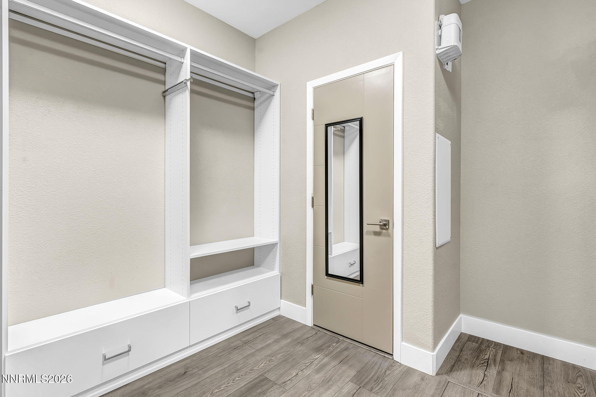 2722 Mylonite Court Property Photo 28