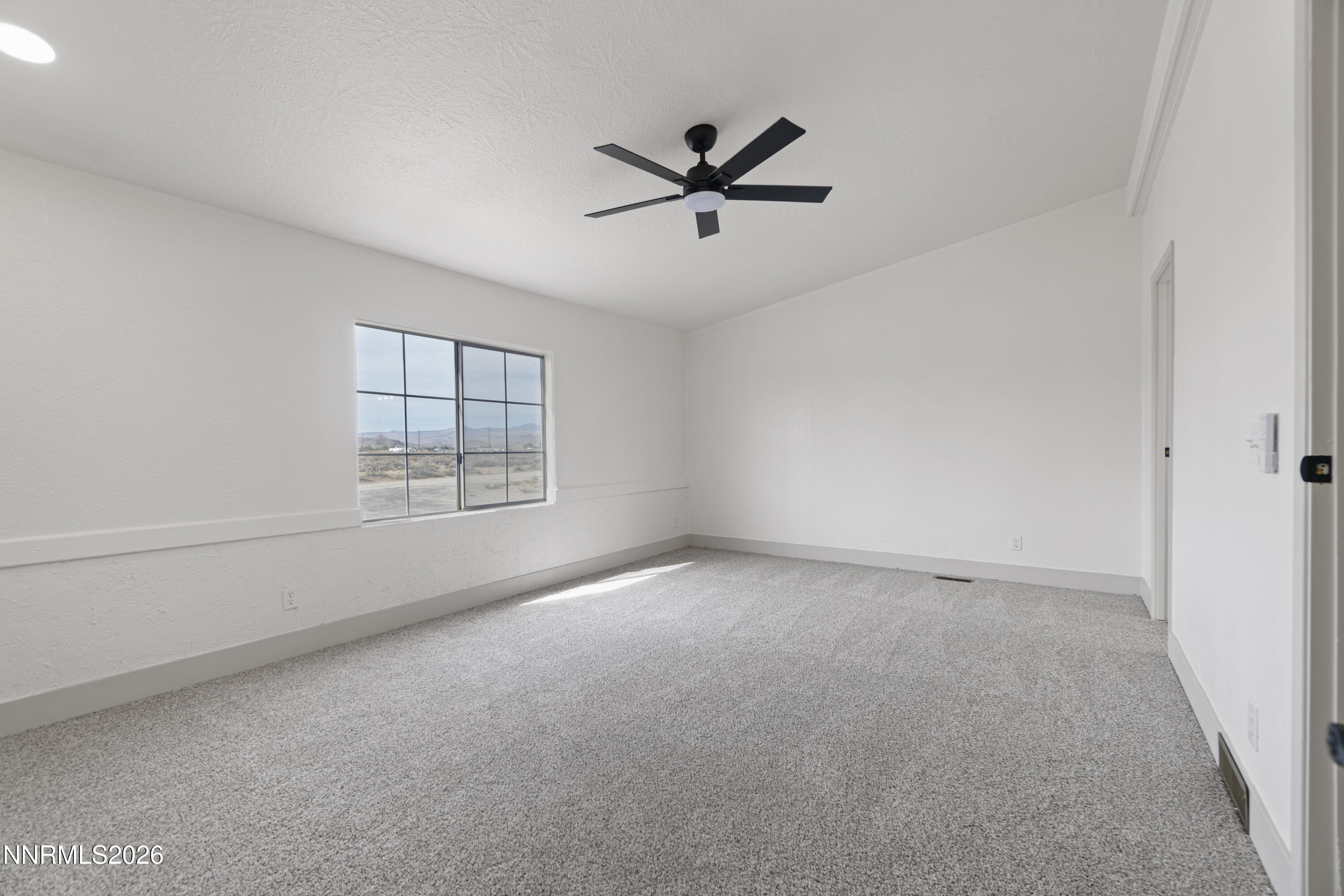 1230 E Badger Street Property Photo 41