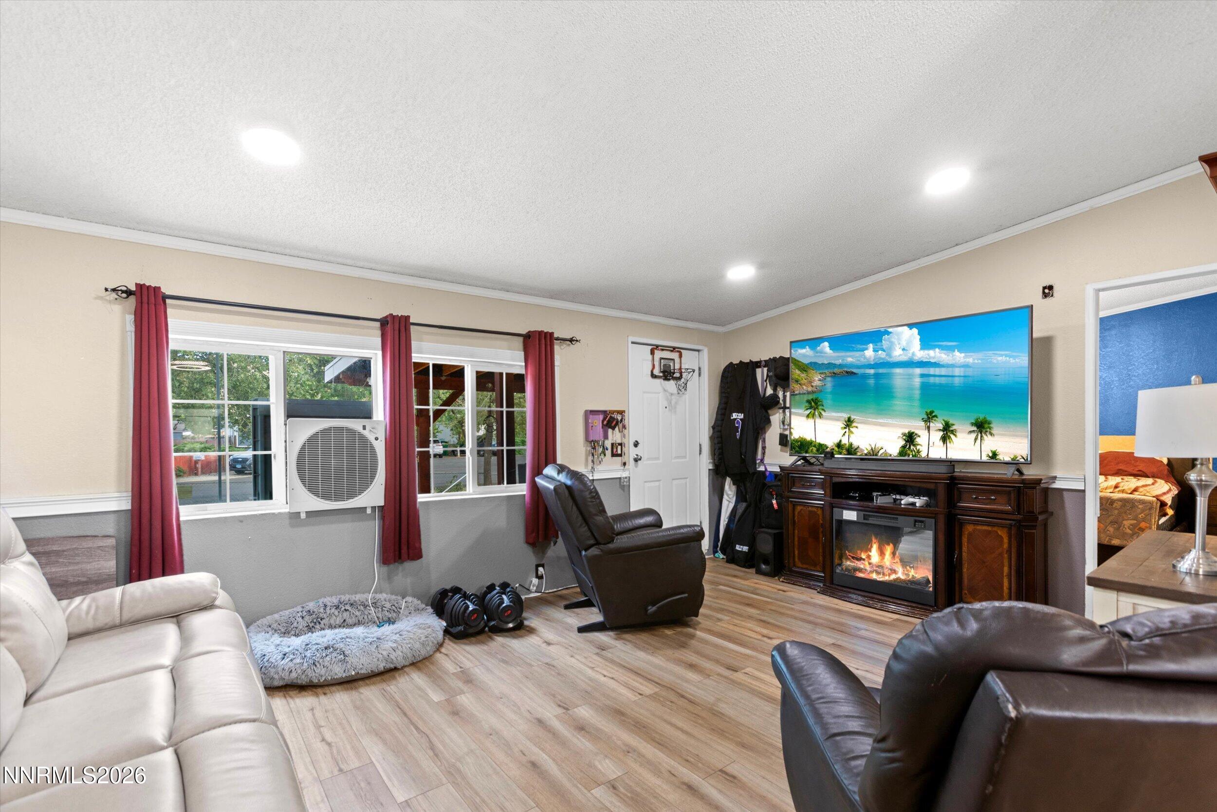 375 Magnolia Way Property Photo 5