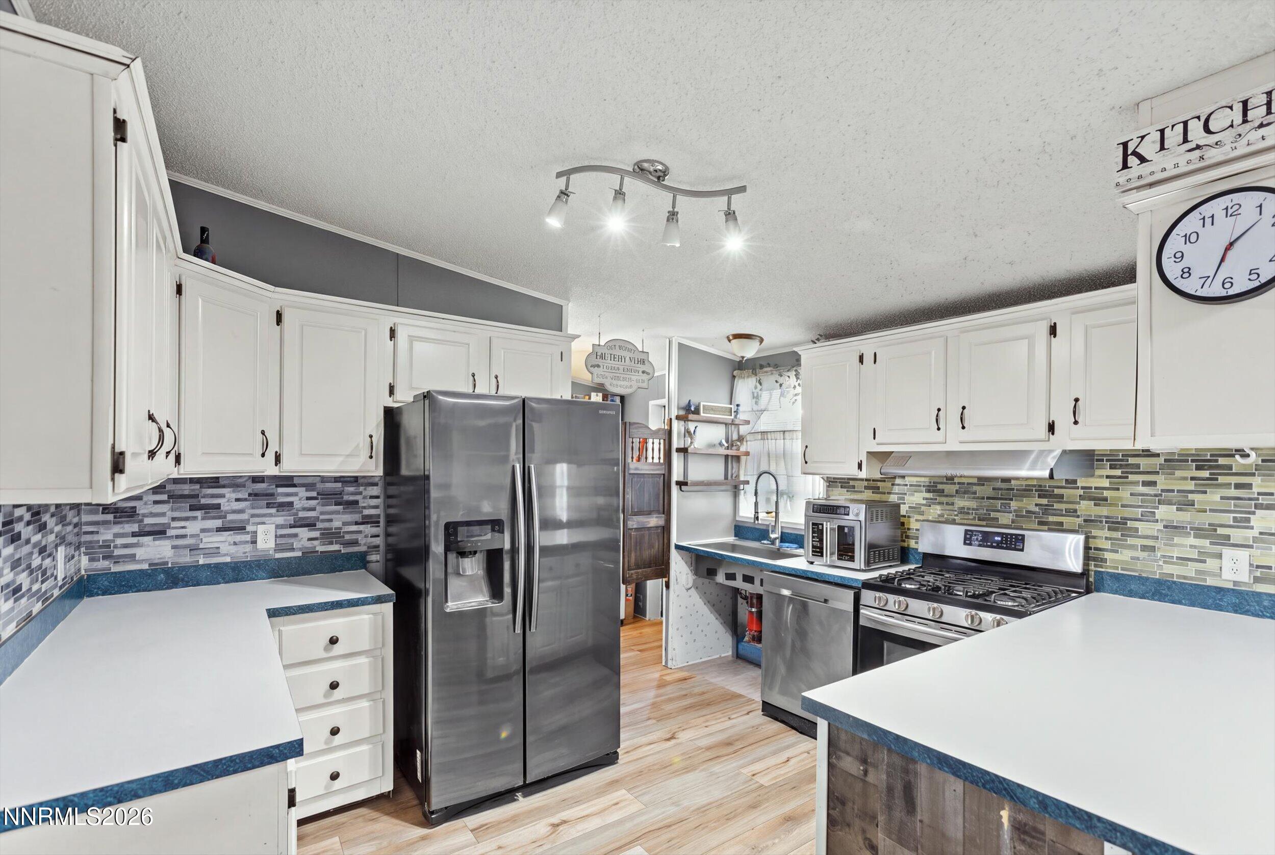 375 Magnolia Way Property Photo 11
