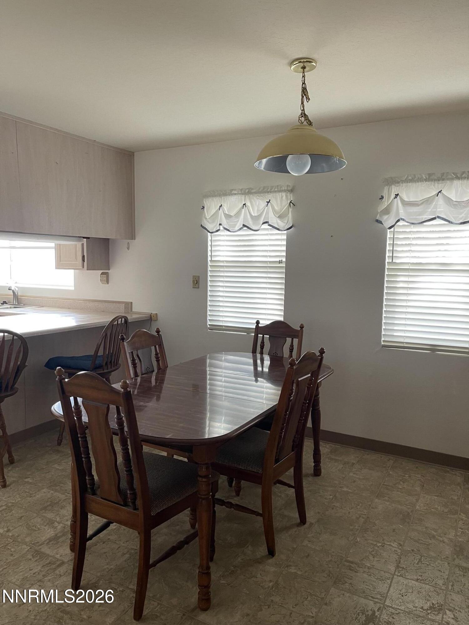 7 Piping Rock Lane Property Photo 6