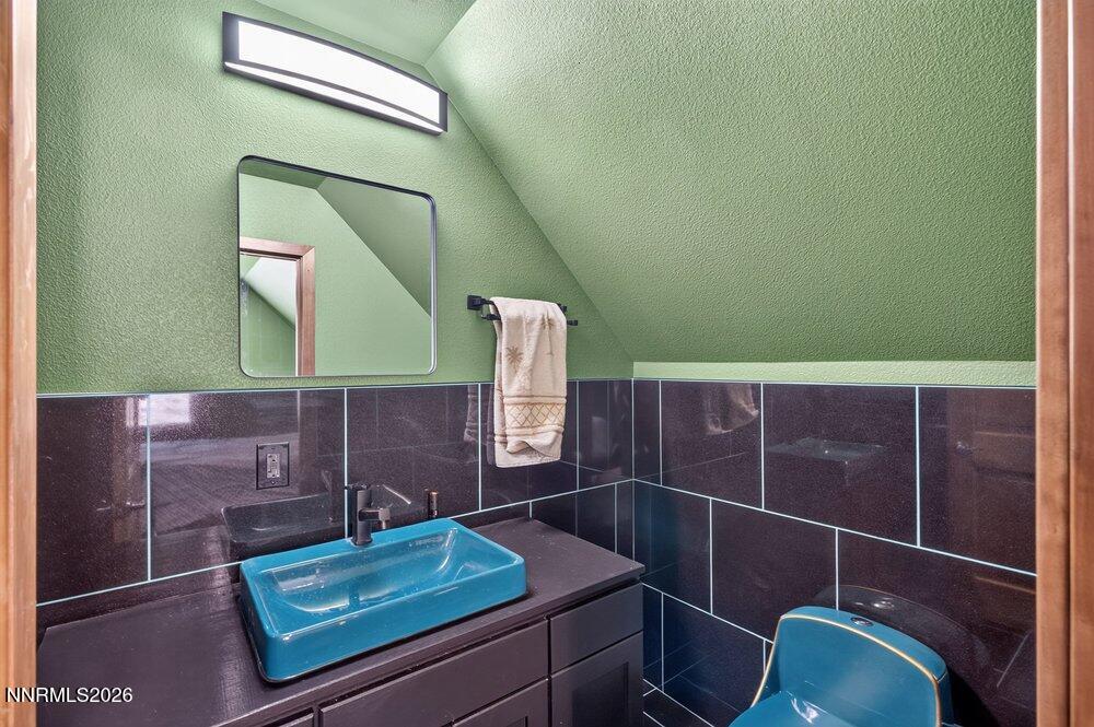 21545 Stallion Road Property Photo 23