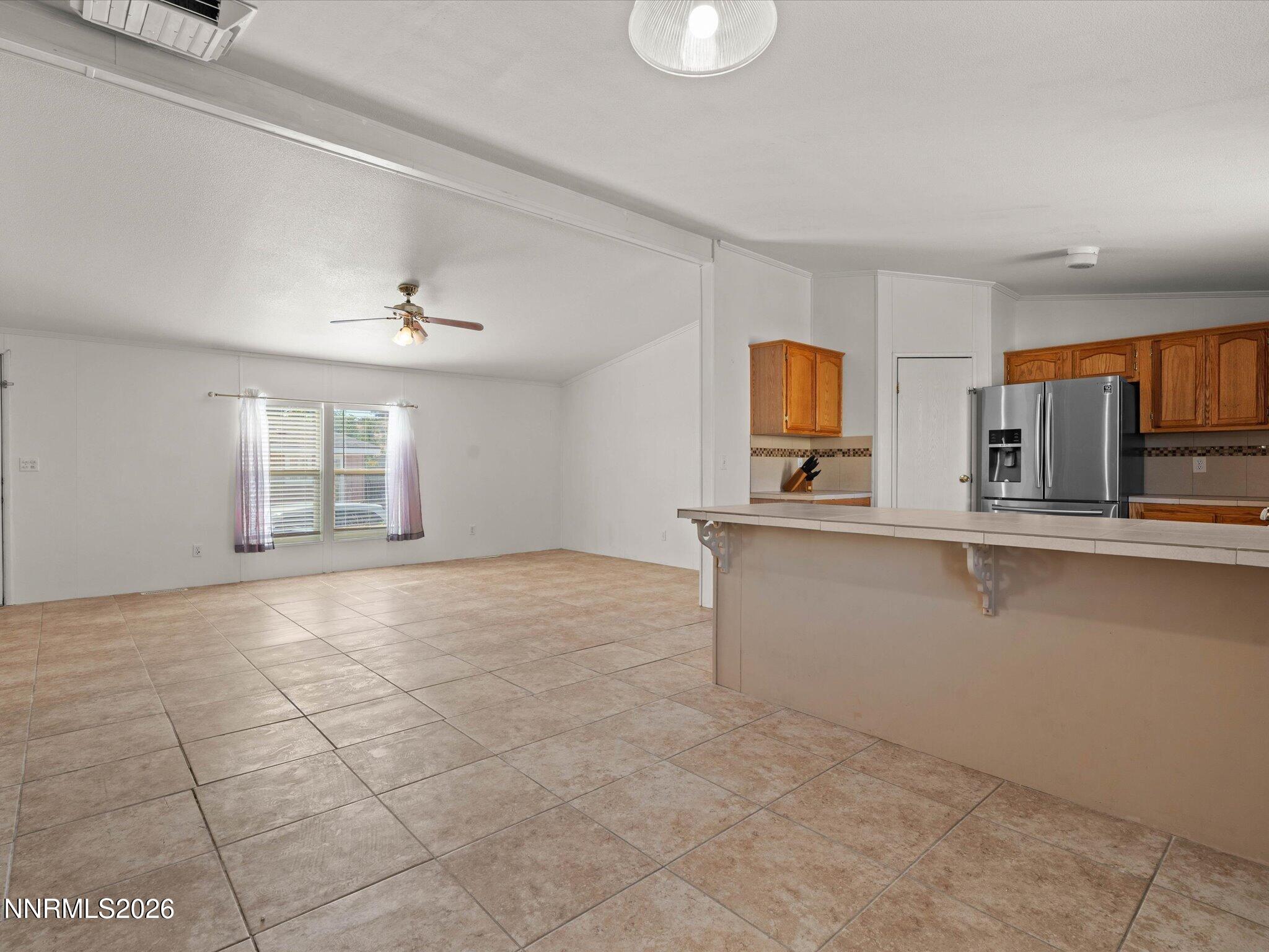 249 Miriam Way Property Photo 7