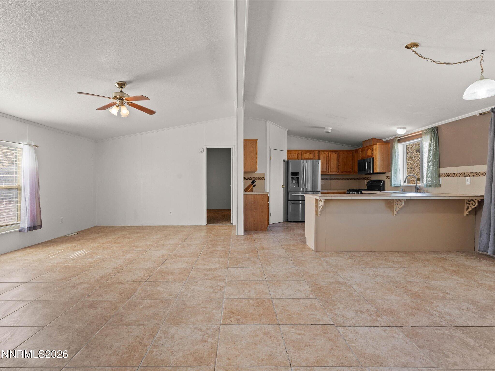 249 Miriam Way Property Photo 9